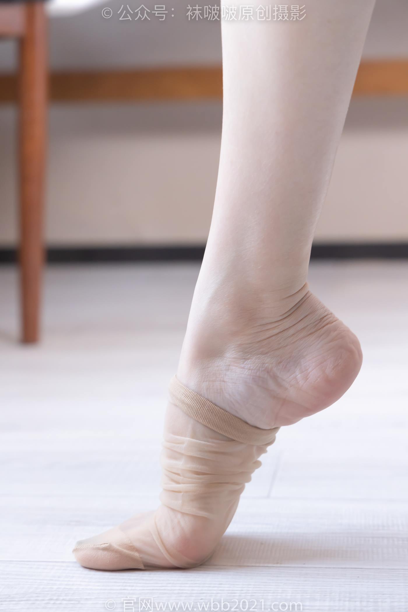 图片[16]-[BoBoSocks袜啵啵]NO.509 稚予-高跟鞋、短肉丝、黑色美甲、银行制服、半脱袜子[100P] – 速更版-美库