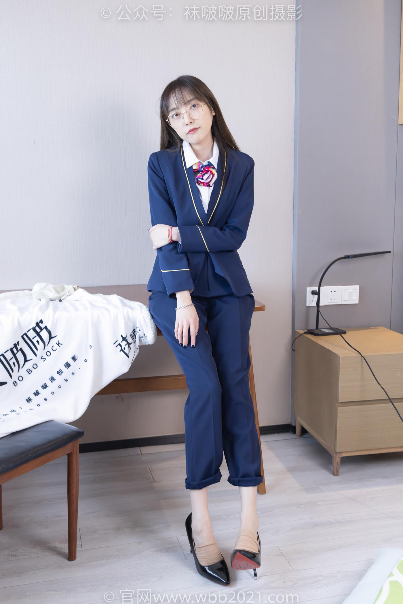 图片[27]-[BoBoSocks袜啵啵]NO.509 稚予-高跟鞋、短肉丝、黑色美甲、银行制服、半脱袜子[100P] – 速更版-美库