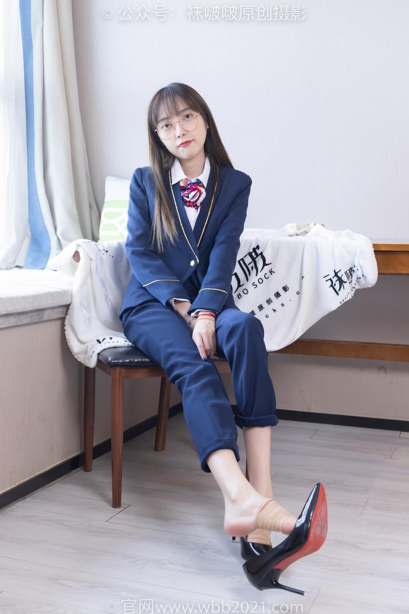 图片[38]-[BoBoSocks袜啵啵]NO.509 稚予-高跟鞋、短肉丝、黑色美甲、银行制服、半脱袜子[100P] – 速更版-美库