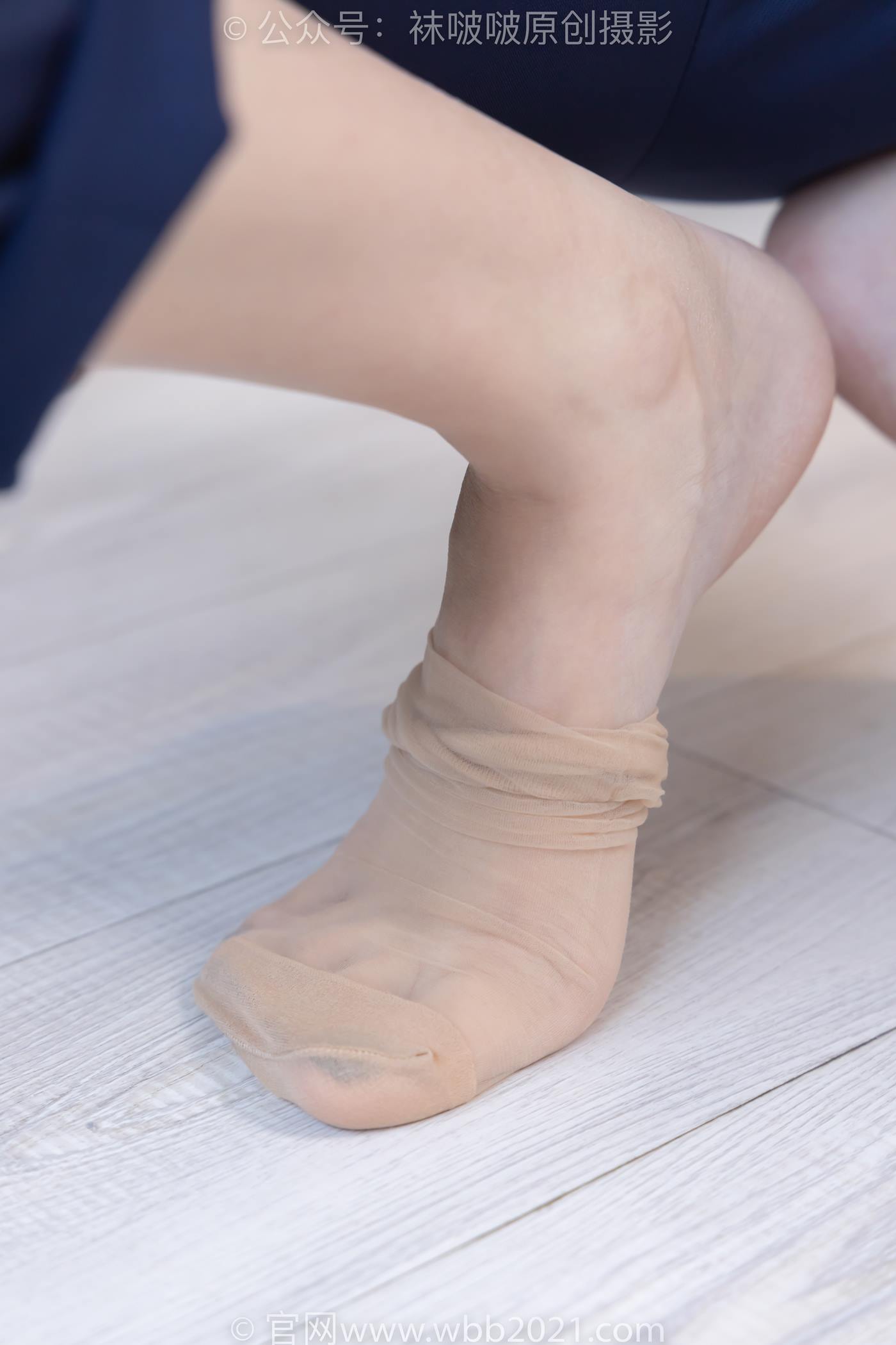 图片[47]-[BoBoSocks袜啵啵]NO.509 稚予-高跟鞋、短肉丝、黑色美甲、银行制服、半脱袜子[100P] – 速更版-美库