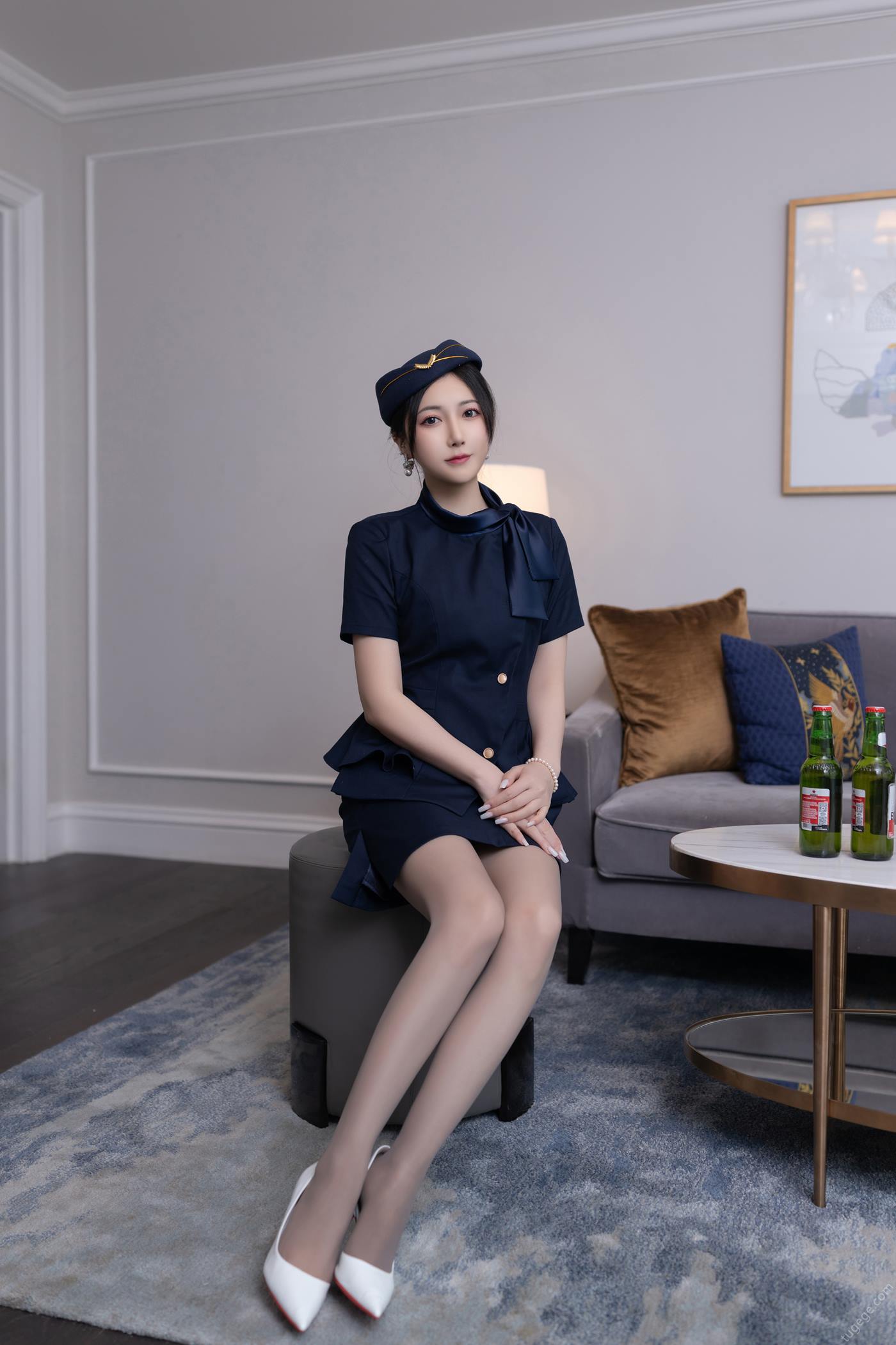 图片[11]-秀人名模鱼子酱Fish《空姐制服》写真[35P] – 速更版-美库