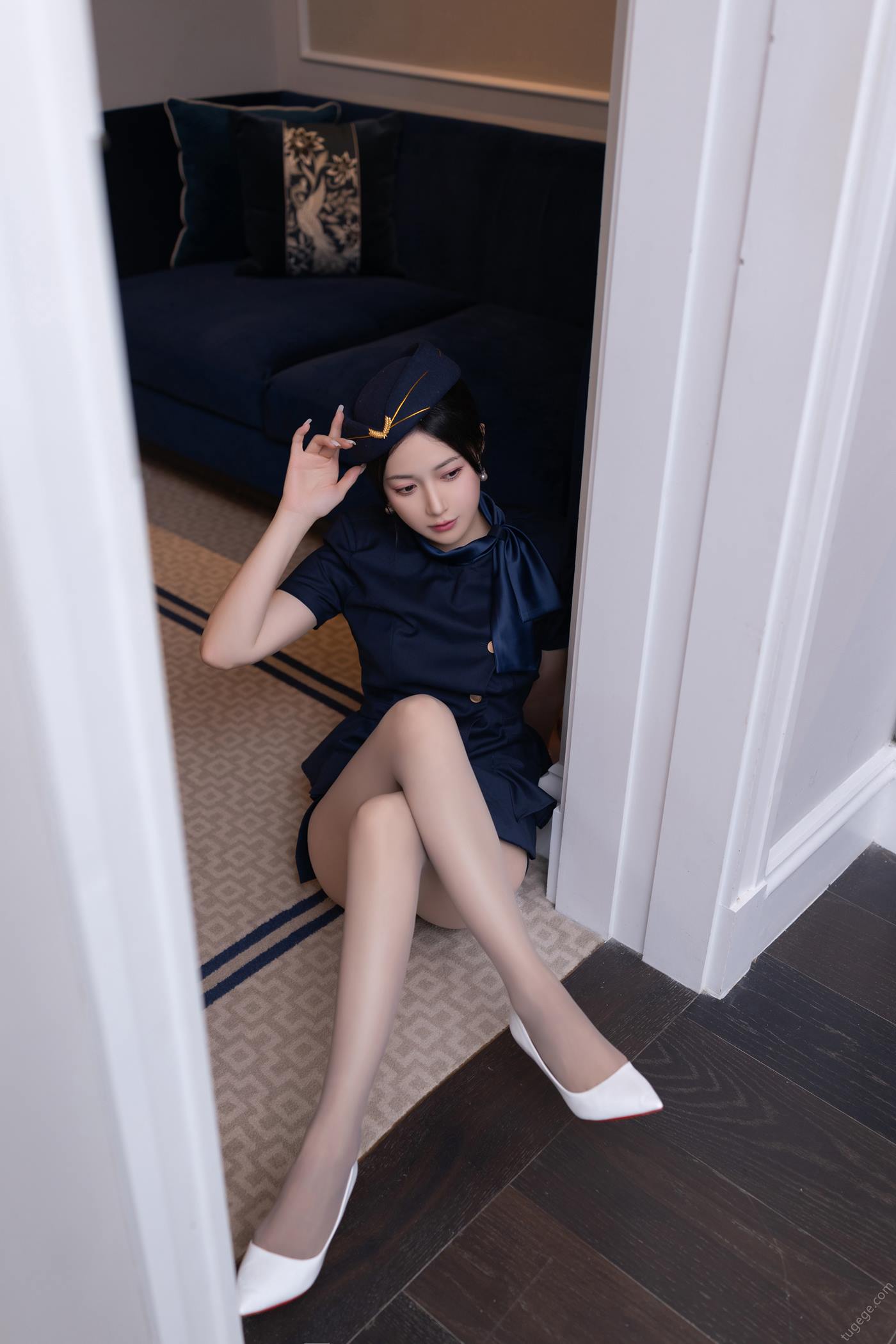 图片[22]-秀人名模鱼子酱Fish《空姐制服》写真[35P] – 速更版-美库