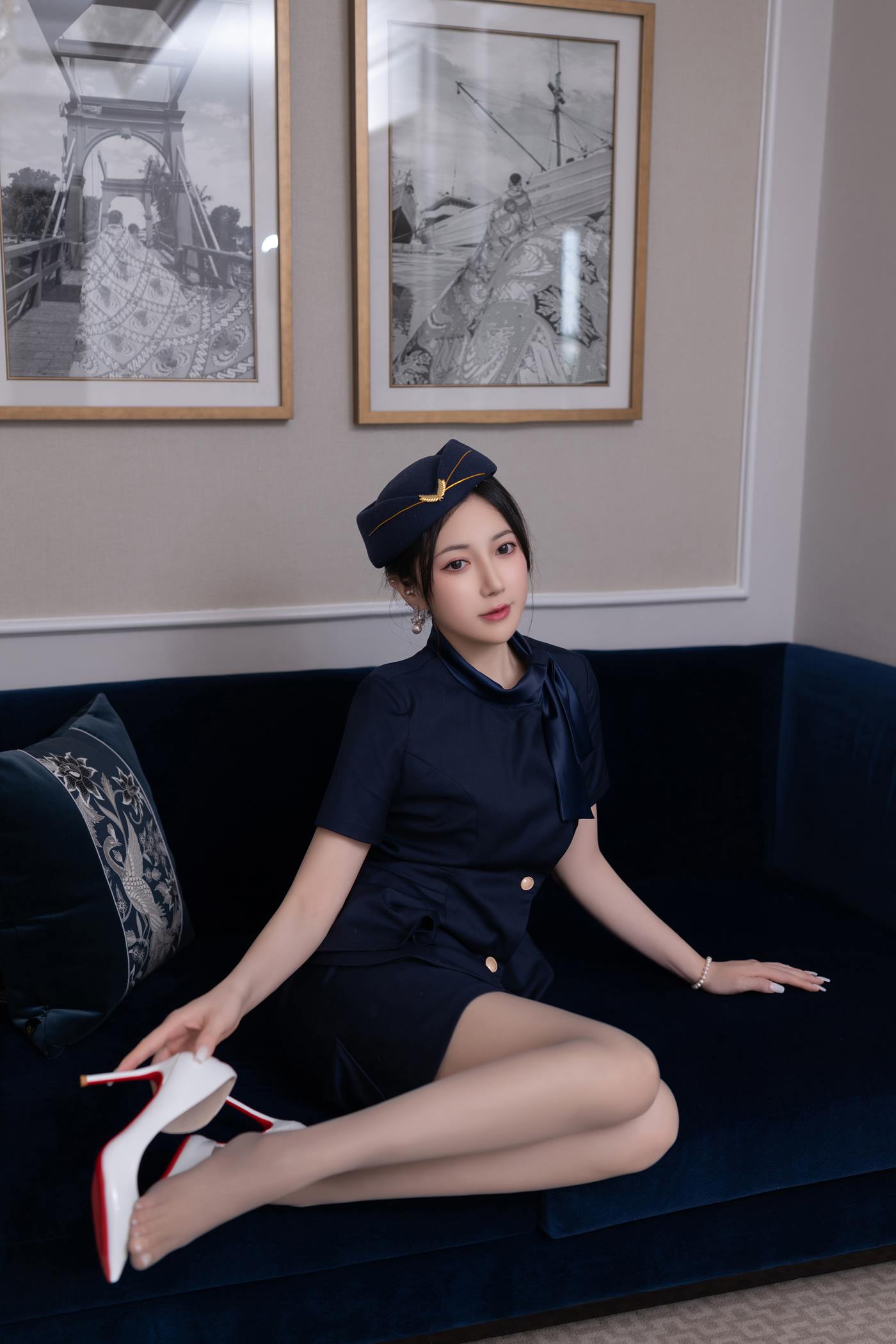图片[25]-秀人名模鱼子酱Fish《空姐制服》写真[35P] – 速更版-美库