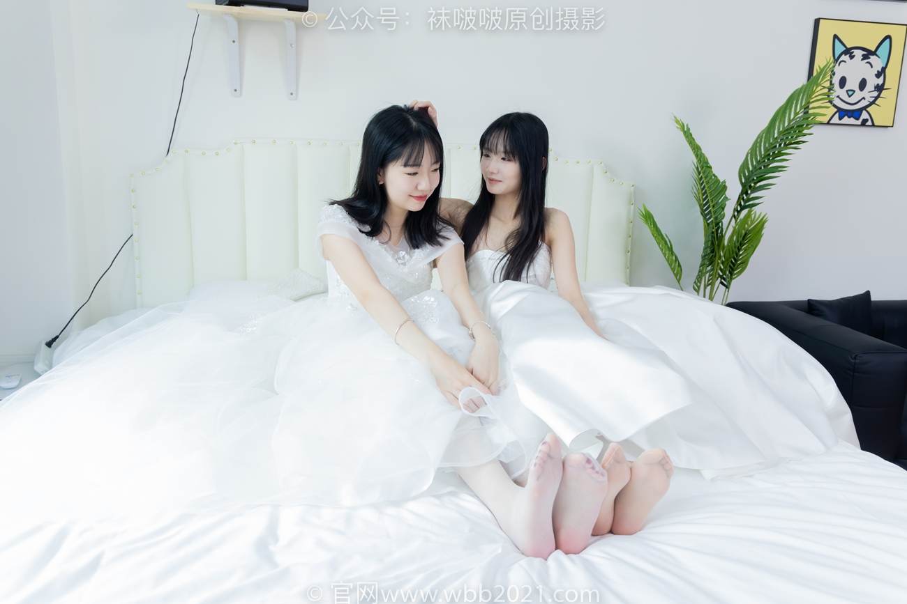 图片[43]-[BoBoSocks袜啵啵]NO.510 小甜豆&甜甜圈-两双高跟鞋、薄肉丝、薄白丝、婚纱主题、互相帮对方腿脚涂抹[96P] – 速更版-美库