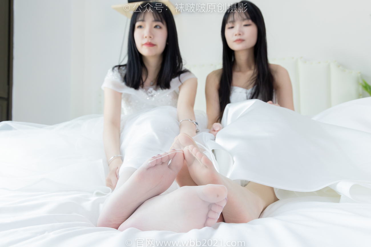 图片[54]-[BoBoSocks袜啵啵]NO.510 小甜豆&甜甜圈-两双高跟鞋、薄肉丝、薄白丝、婚纱主题、互相帮对方腿脚涂抹[96P] – 速更版-美库