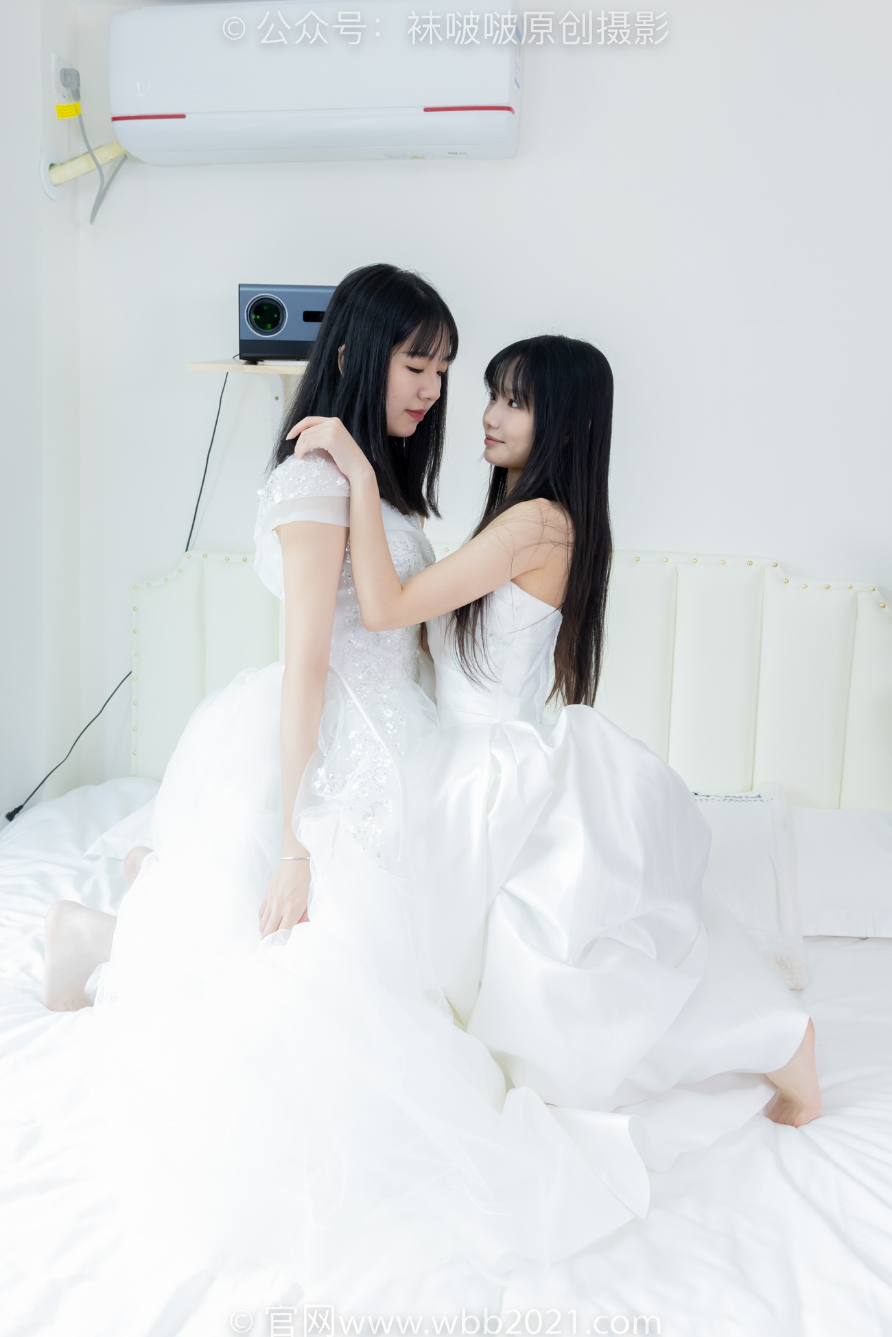 图片[57]-[BoBoSocks袜啵啵]NO.510 小甜豆&甜甜圈-两双高跟鞋、薄肉丝、薄白丝、婚纱主题、互相帮对方腿脚涂抹[96P] – 速更版-美库