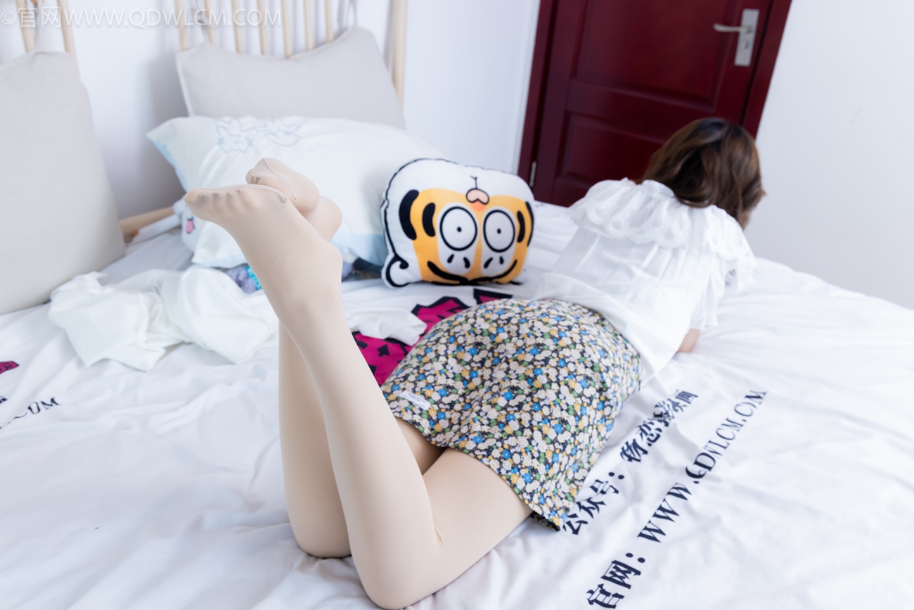 图片[79]-物恋传媒 NO.2273 恬恬-平底鞋、厚肉丝、老头乐挠脚剧情[100P] – 速更版-美库