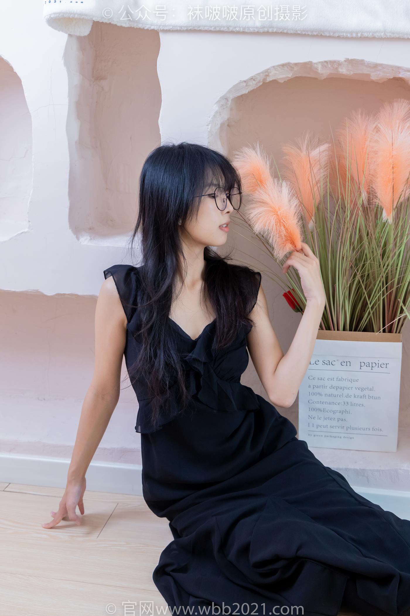 图片[17]-[BoBoSocks袜啵啵]NO.511 奶油-平底鞋、厚黑丝、做瑜伽动作时老头乐挠脚剧情[140P] – 速更版-美库