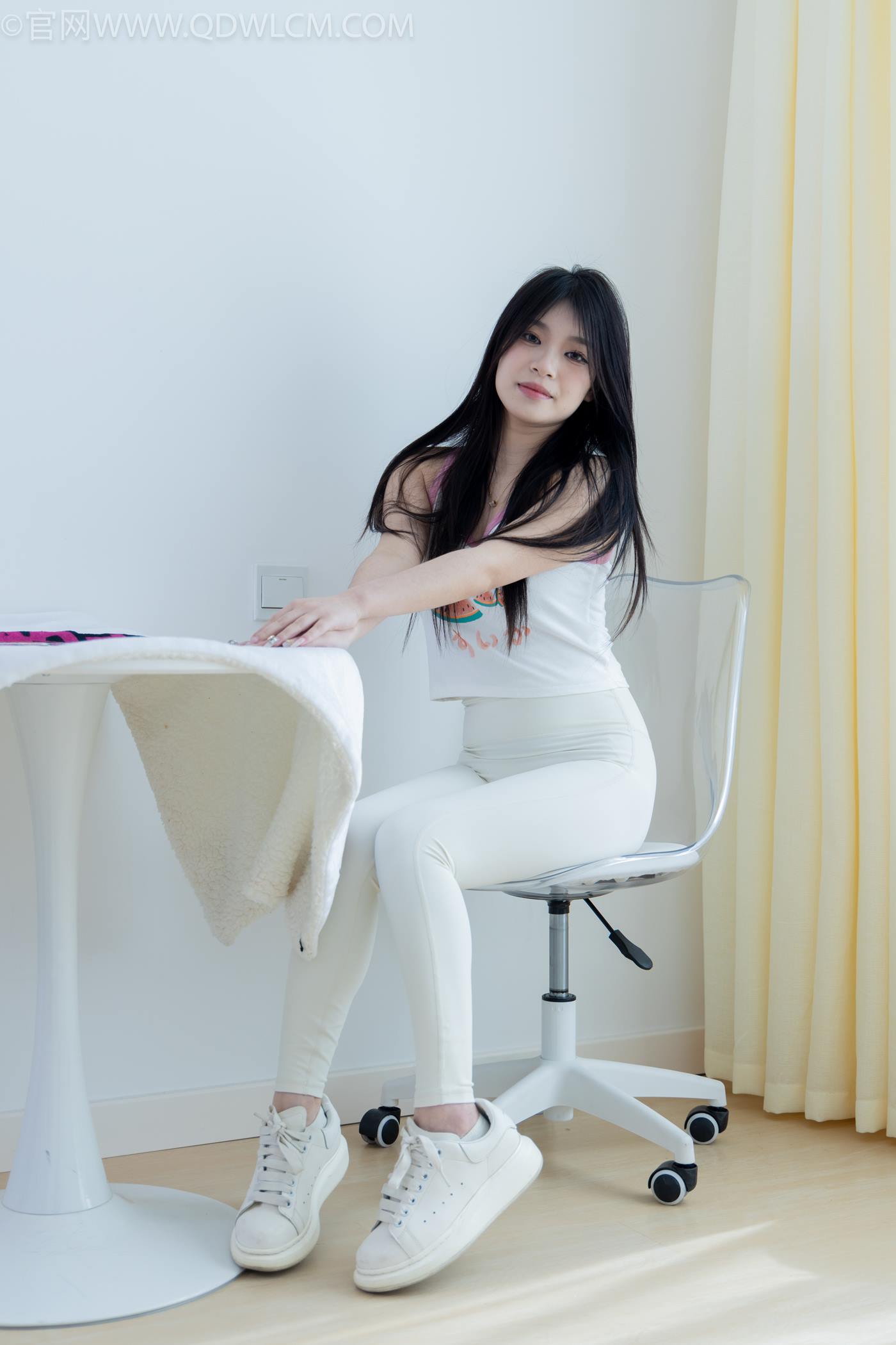 图片[16]-物恋传媒 NO.2276 闪闪-板鞋、白船袜、蓝船袜、裸足[142P] – 速更版-美库