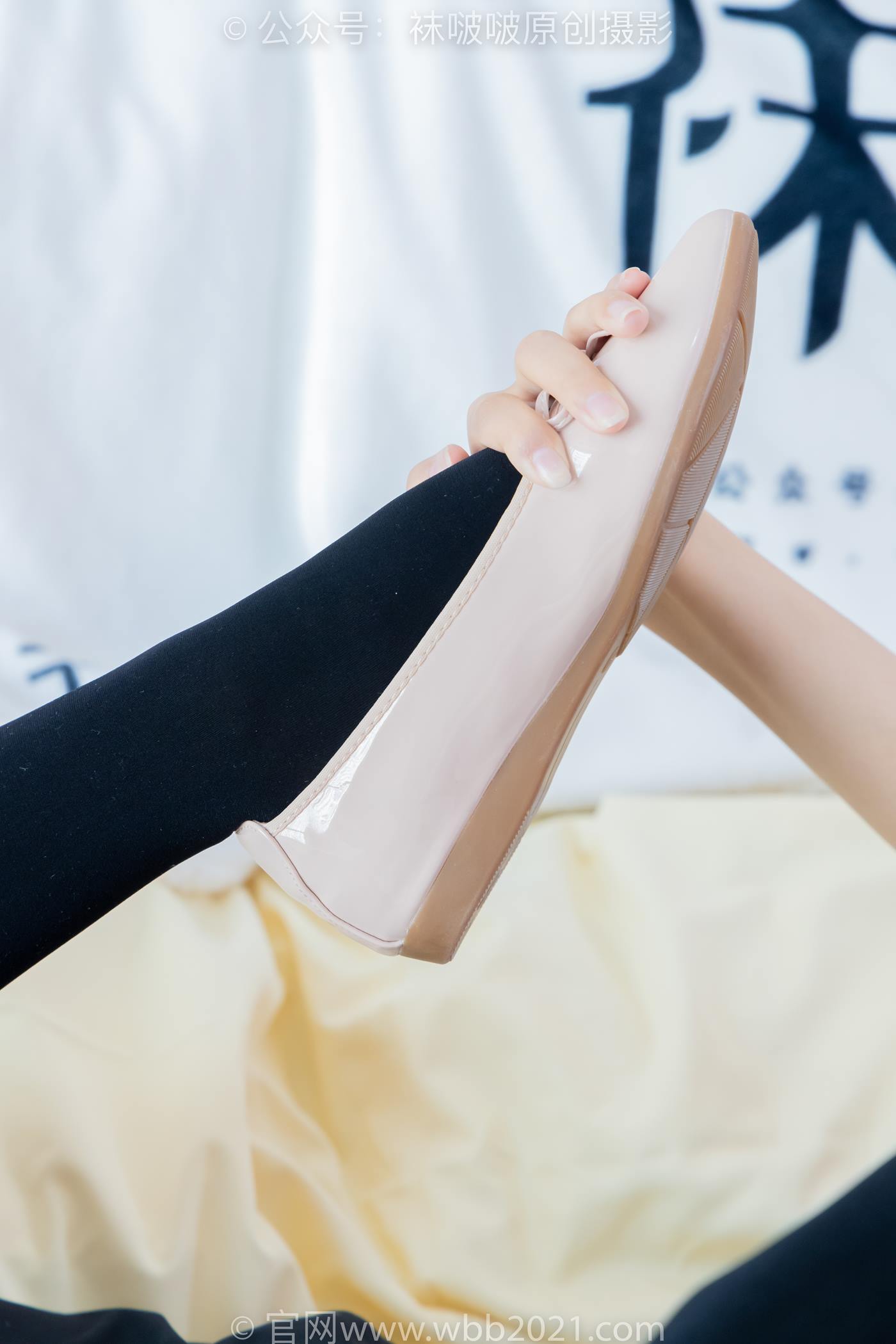 图片[52]-[BoBoSocks袜啵啵]NO.511 奶油-平底鞋、厚黑丝、做瑜伽动作时老头乐挠脚剧情[140P] – 速更版-美库