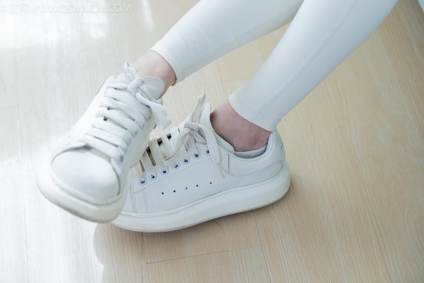 图片[33]-物恋传媒 NO.2276 闪闪-板鞋、白船袜、蓝船袜、裸足[142P] – 速更版-美库