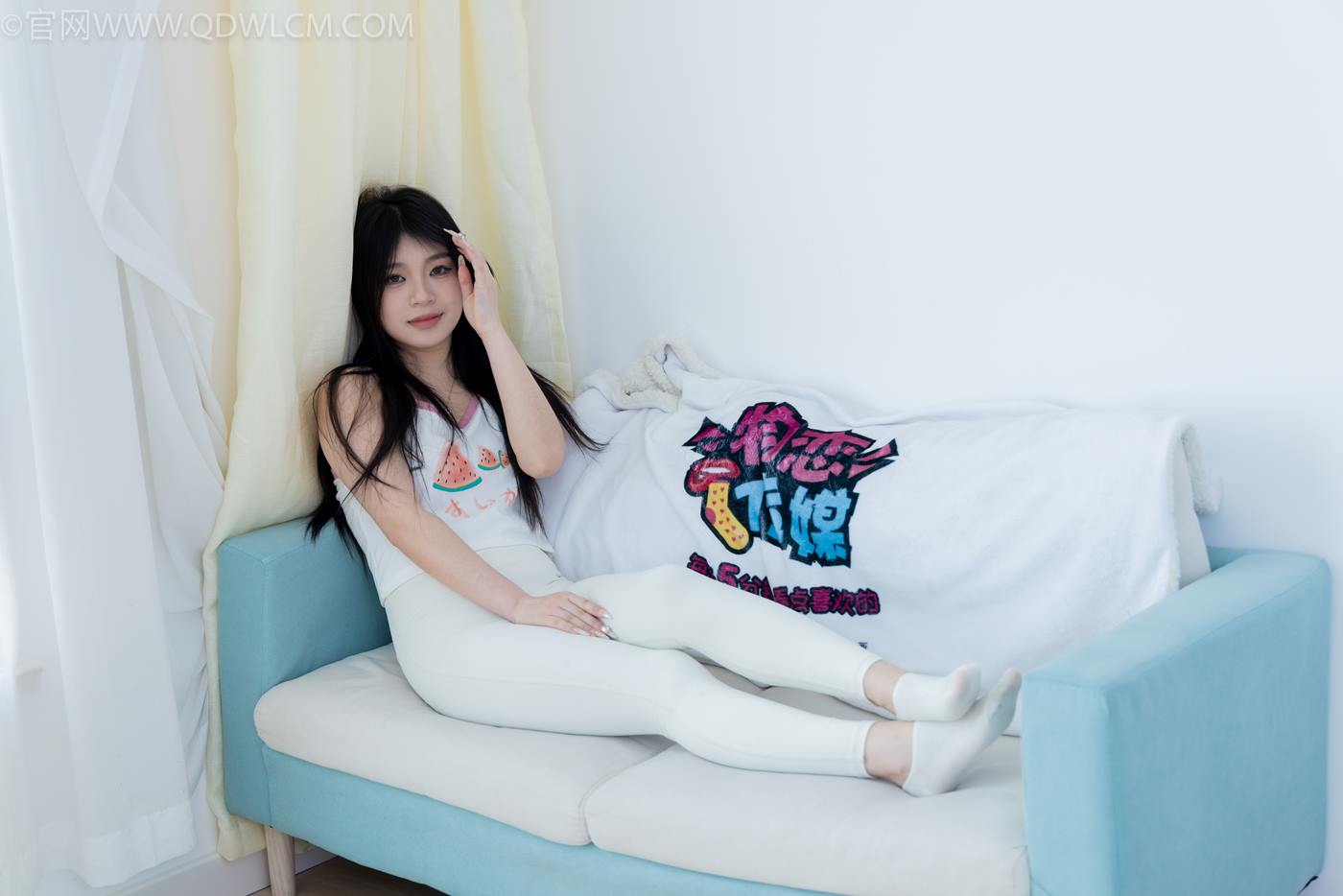 图片[39]-物恋传媒 NO.2276 闪闪-板鞋、白船袜、蓝船袜、裸足[142P] – 速更版-美库