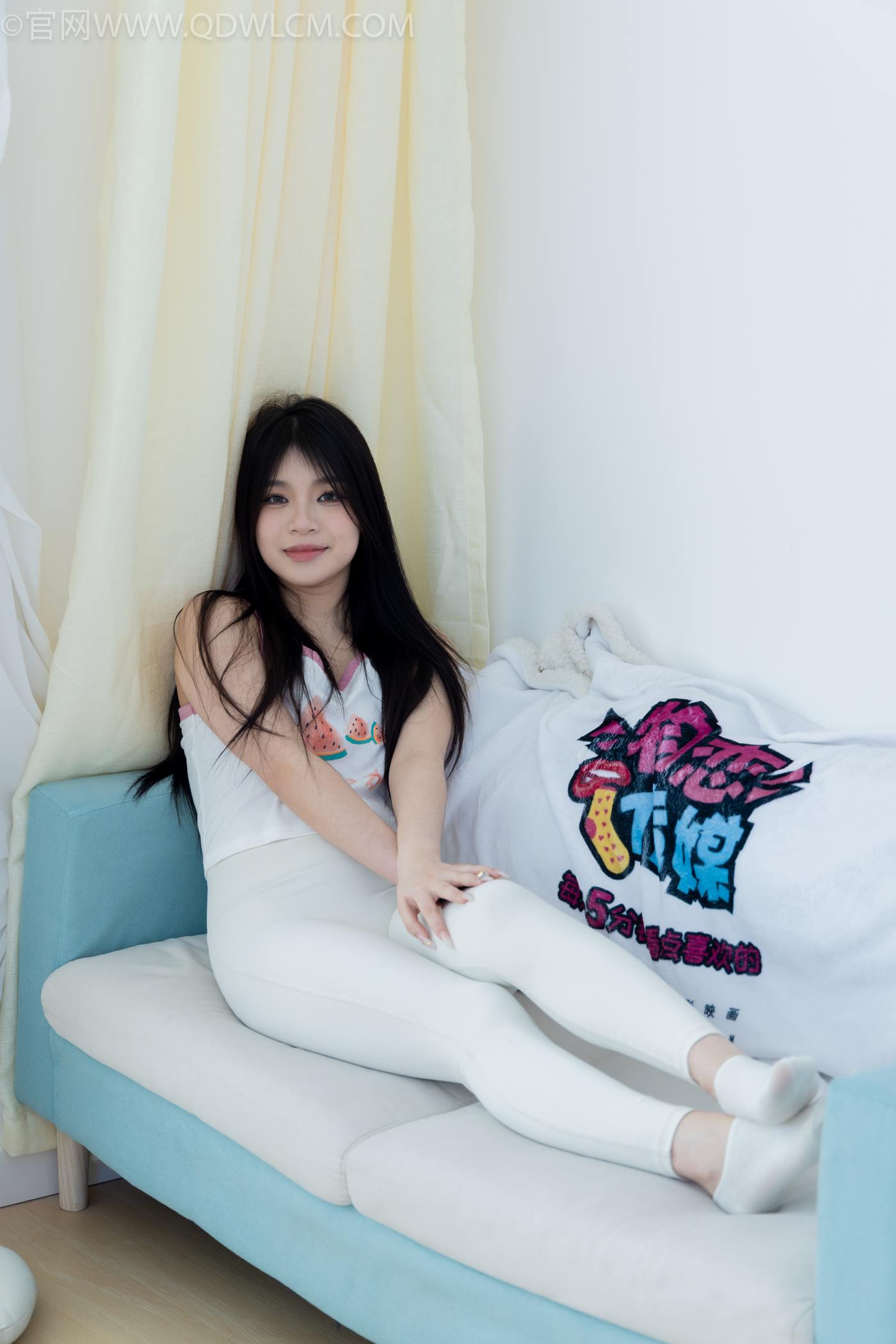 图片[41]-物恋传媒 NO.2276 闪闪-板鞋、白船袜、蓝船袜、裸足[142P] – 速更版-美库