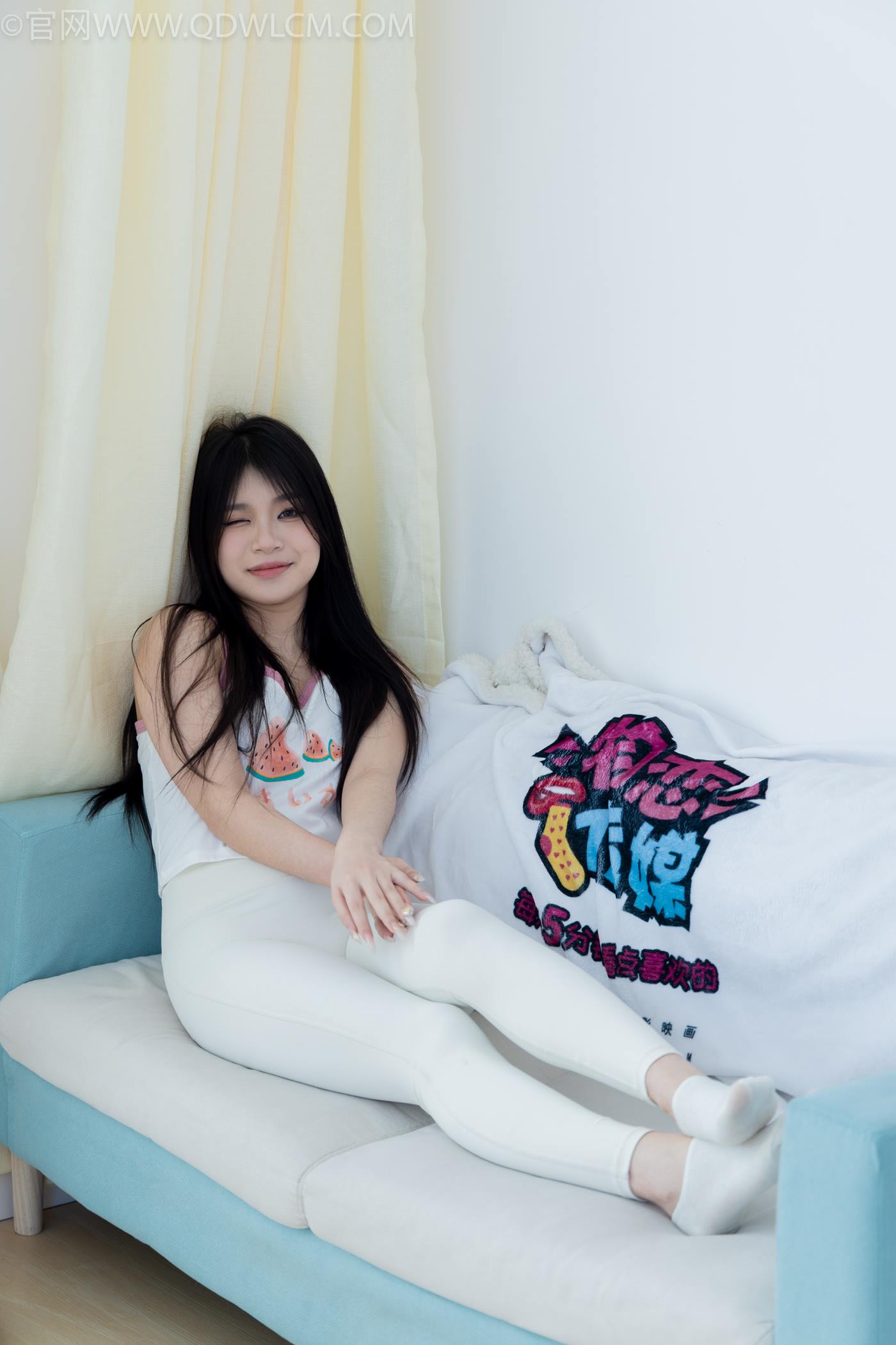 图片[42]-物恋传媒 NO.2276 闪闪-板鞋、白船袜、蓝船袜、裸足[142P] – 速更版-美库