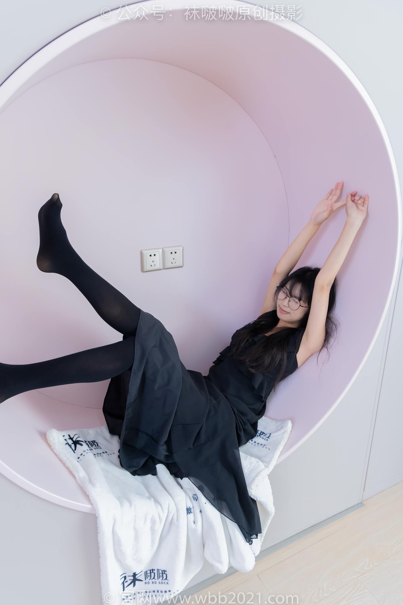 图片[85]-[BoBoSocks袜啵啵]NO.511 奶油-平底鞋、厚黑丝、做瑜伽动作时老头乐挠脚剧情[140P] – 速更版-美库