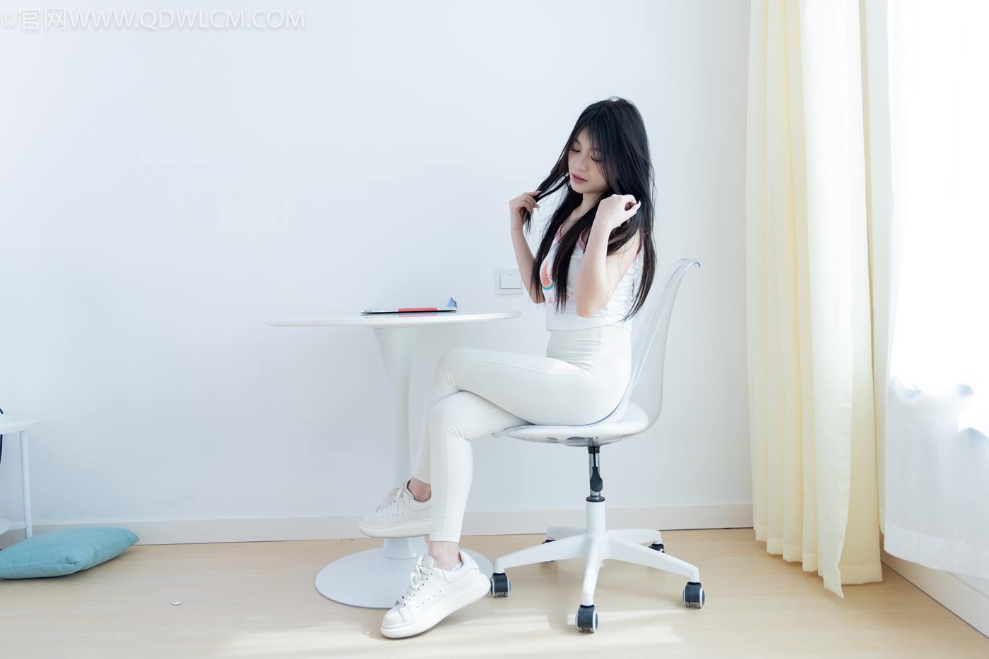 图片[62]-物恋传媒 NO.2276 闪闪-板鞋、白船袜、蓝船袜、裸足[142P] – 速更版-美库