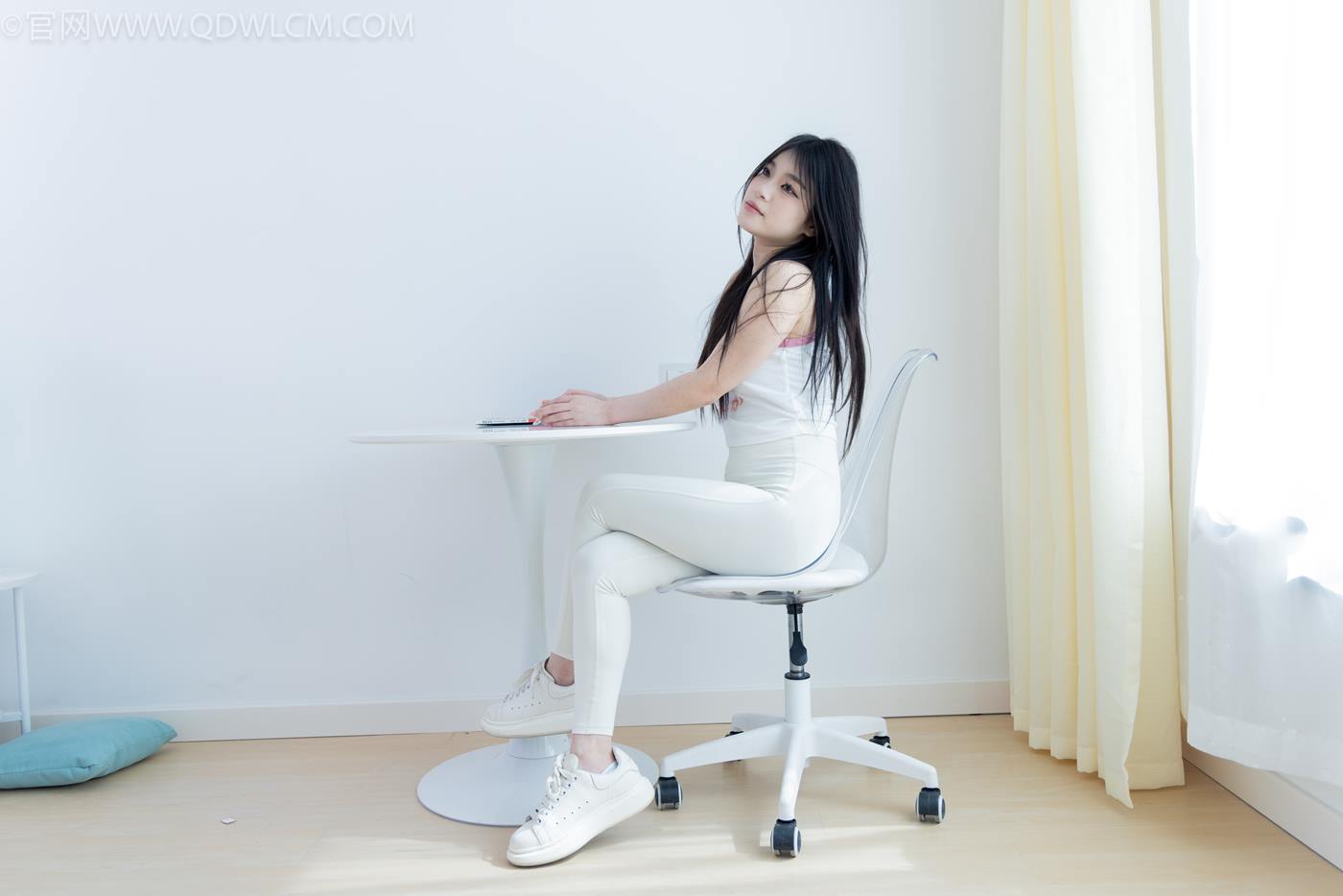 图片[63]-物恋传媒 NO.2276 闪闪-板鞋、白船袜、蓝船袜、裸足[142P] – 速更版-美库