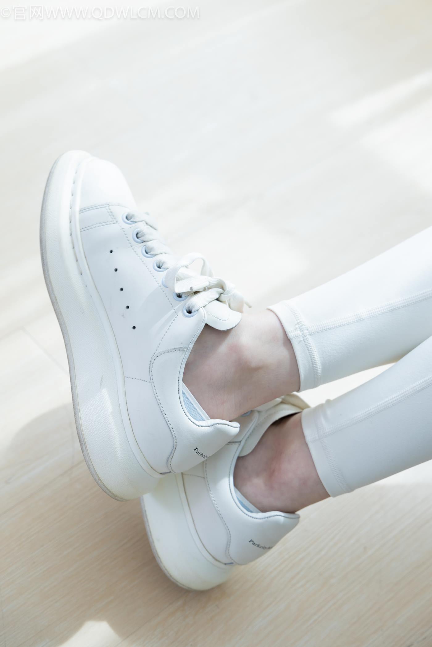 图片[75]-物恋传媒 NO.2276 闪闪-板鞋、白船袜、蓝船袜、裸足[142P] – 速更版-美库