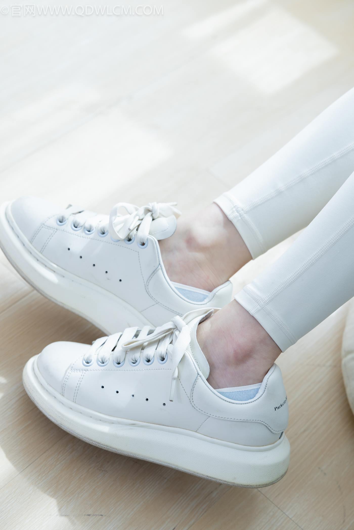 图片[77]-物恋传媒 NO.2276 闪闪-板鞋、白船袜、蓝船袜、裸足[142P] – 速更版-美库