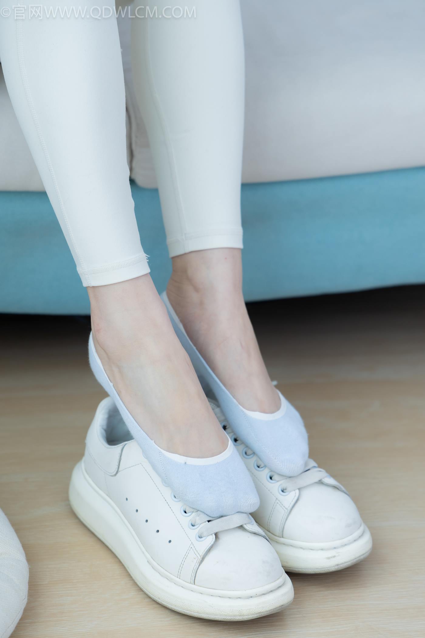 图片[79]-物恋传媒 NO.2276 闪闪-板鞋、白船袜、蓝船袜、裸足[142P] – 速更版-美库