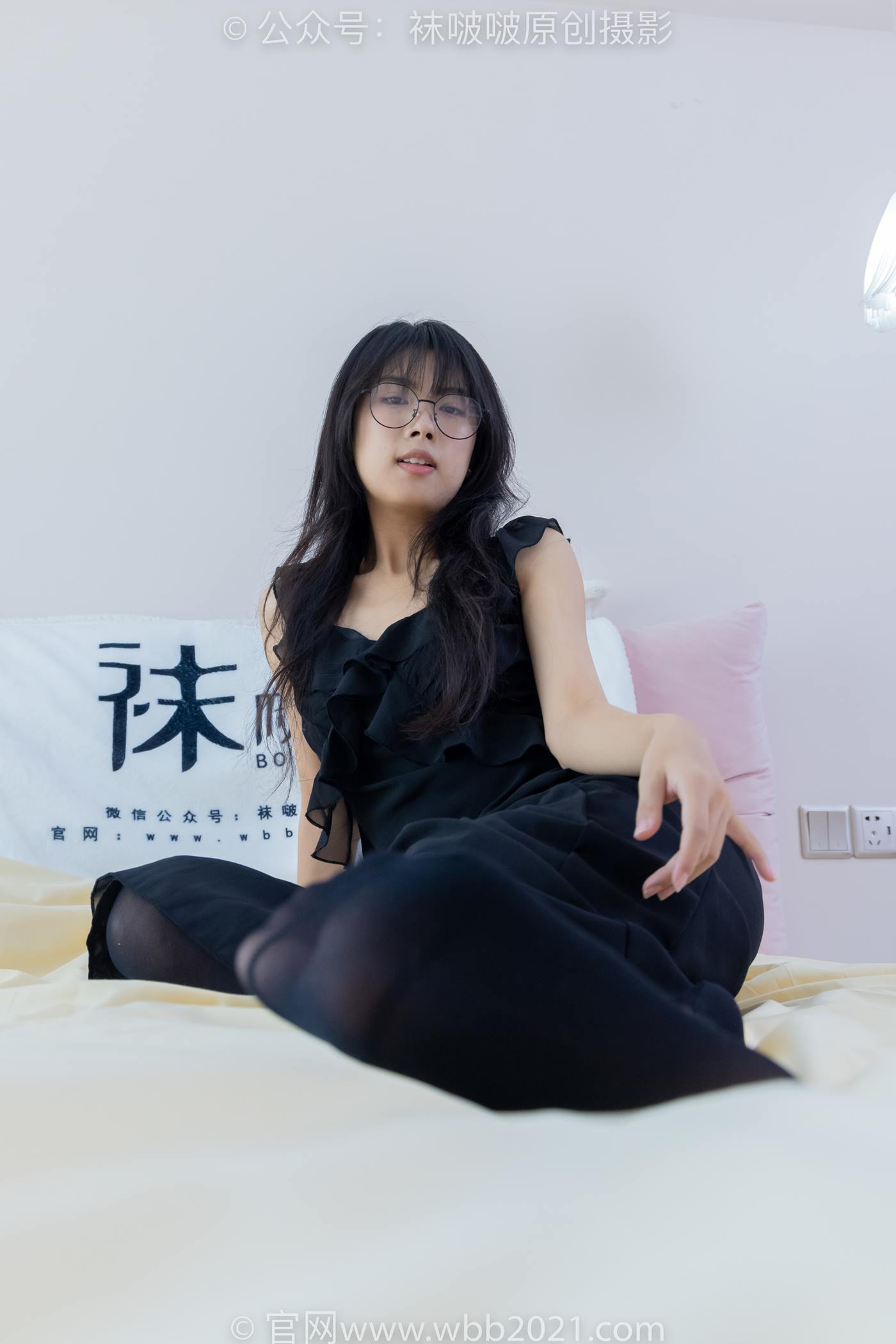 图片[122]-[BoBoSocks袜啵啵]NO.511 奶油-平底鞋、厚黑丝、做瑜伽动作时老头乐挠脚剧情[140P] – 速更版-美库