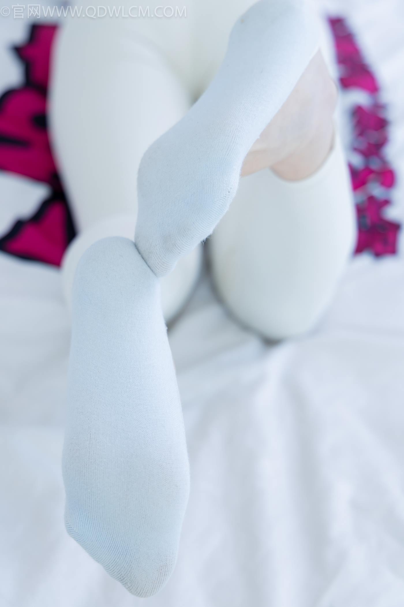 图片[100]-物恋传媒 NO.2276 闪闪-板鞋、白船袜、蓝船袜、裸足[142P] – 速更版-美库