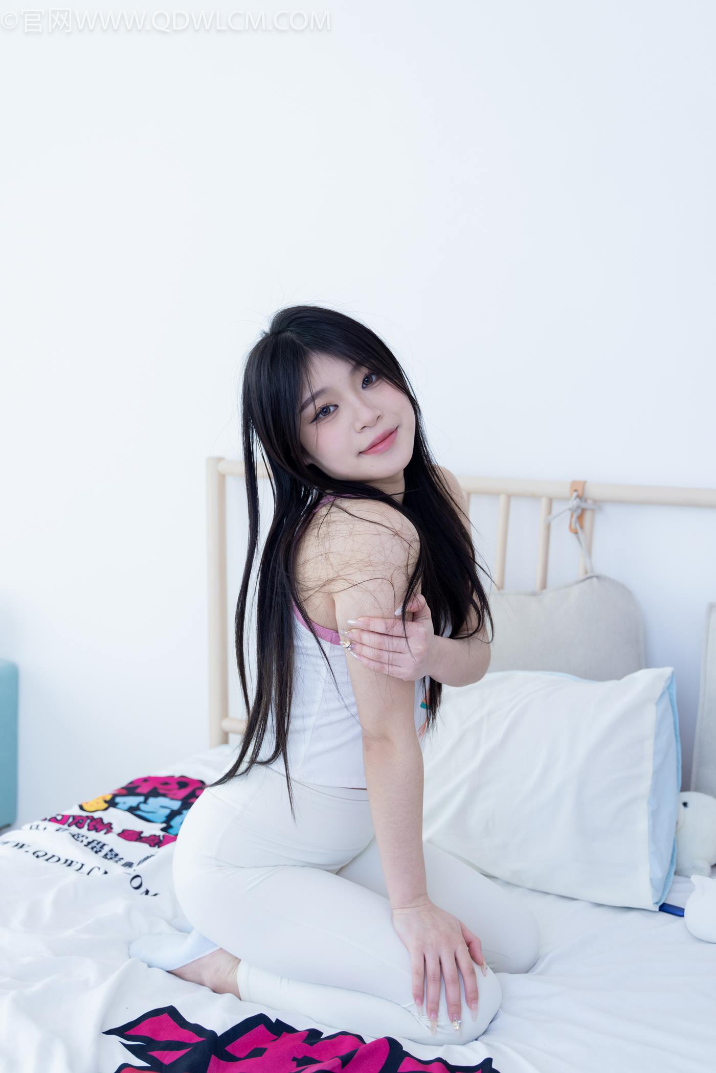 图片[108]-物恋传媒 NO.2276 闪闪-板鞋、白船袜、蓝船袜、裸足[142P] – 速更版-美库