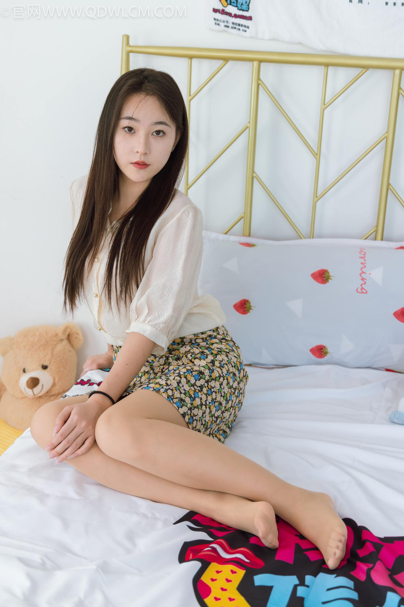 图片[46]-物恋传媒 NO.2277 美兔-三双高跟鞋、薄肉丝、裸足[140P] – 速更版-美库