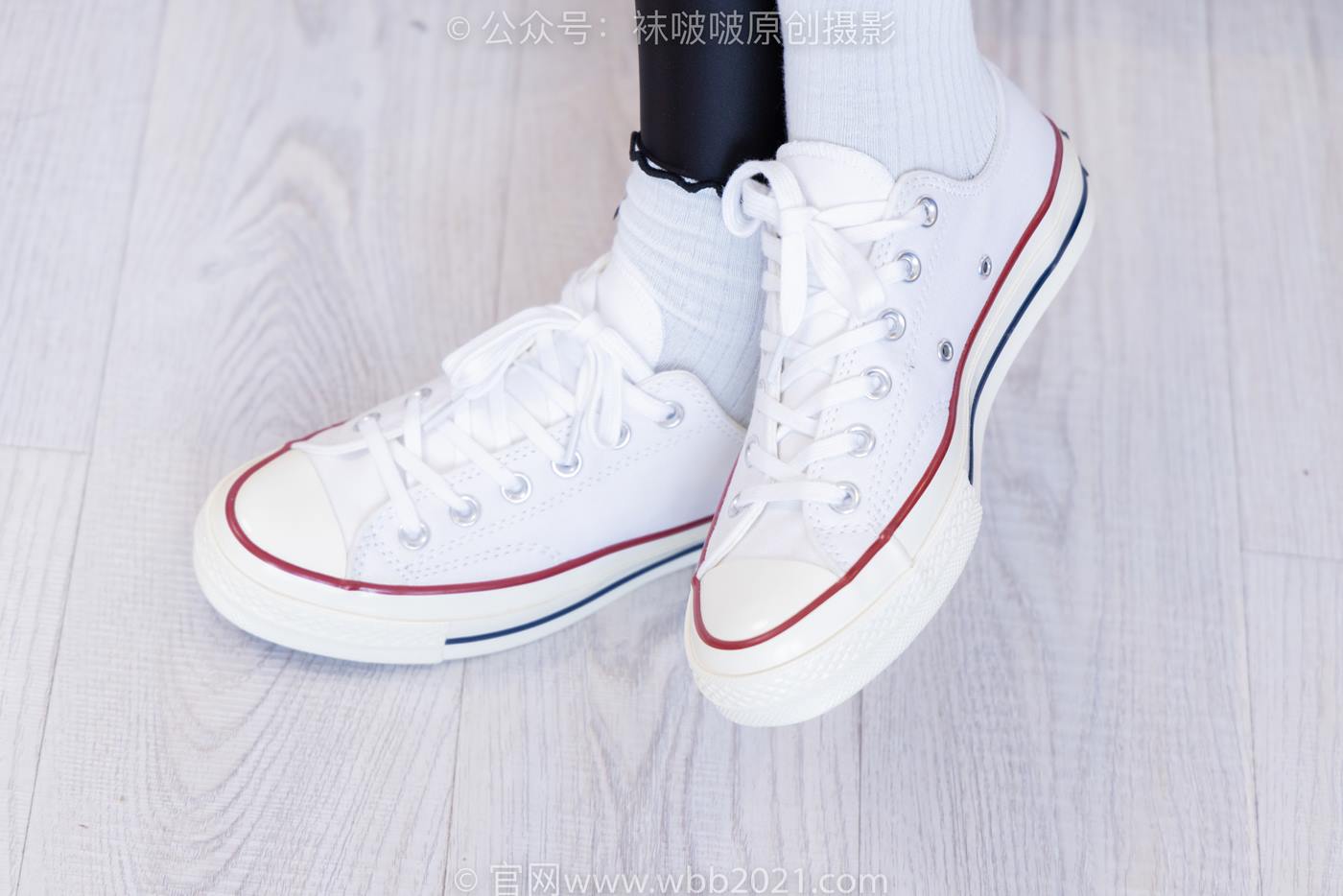 图片[18]-[BoBoSocks袜啵啵]NO.513 小甜豆 帆布鞋、白棉袜、厚黑丝五指袜、黑丝手套[113P] – 速更版-美库
