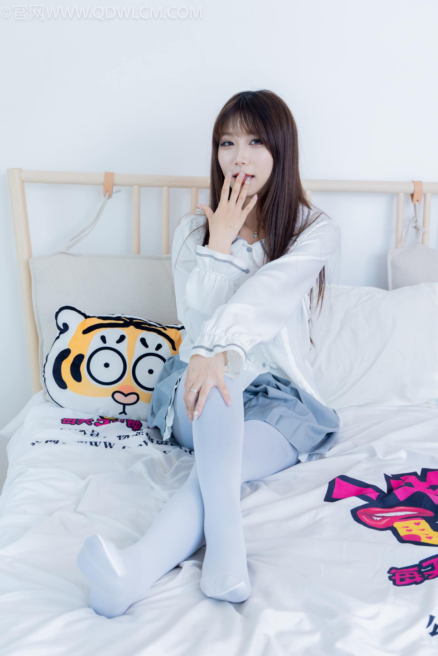 图片[47]-物恋传媒 NO.2278 泡泡-高跟凉鞋、厚灰丝、厚黑丝、厚白丝[140P] – 速更版-美库