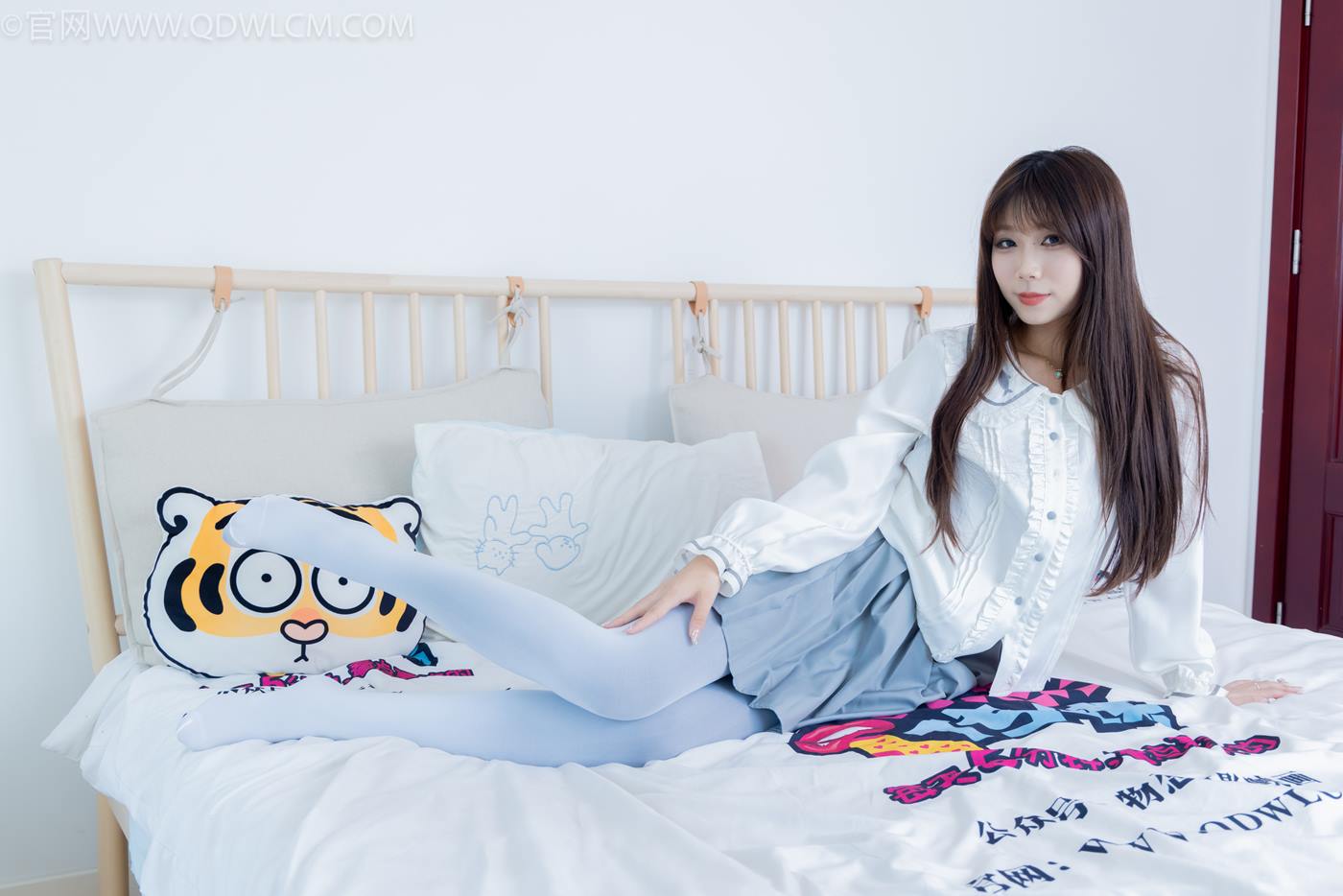 图片[53]-物恋传媒 NO.2278 泡泡-高跟凉鞋、厚灰丝、厚黑丝、厚白丝[140P] – 速更版-美库