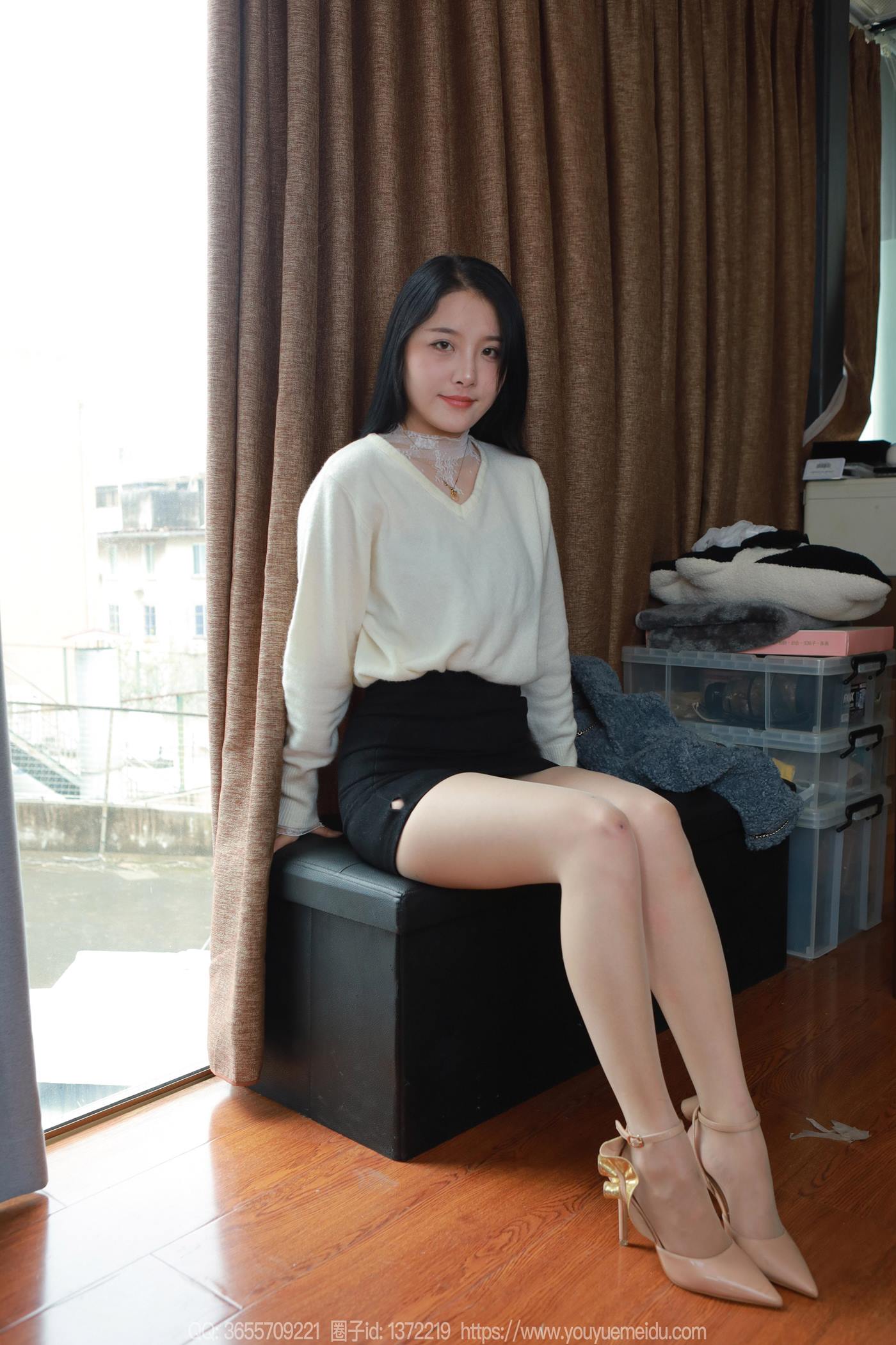 图片[72]-[IESS异思趣向] 2025.03.03 丝享家1991：婉萍《酒杯美腿》[89P] – 速更版-美库