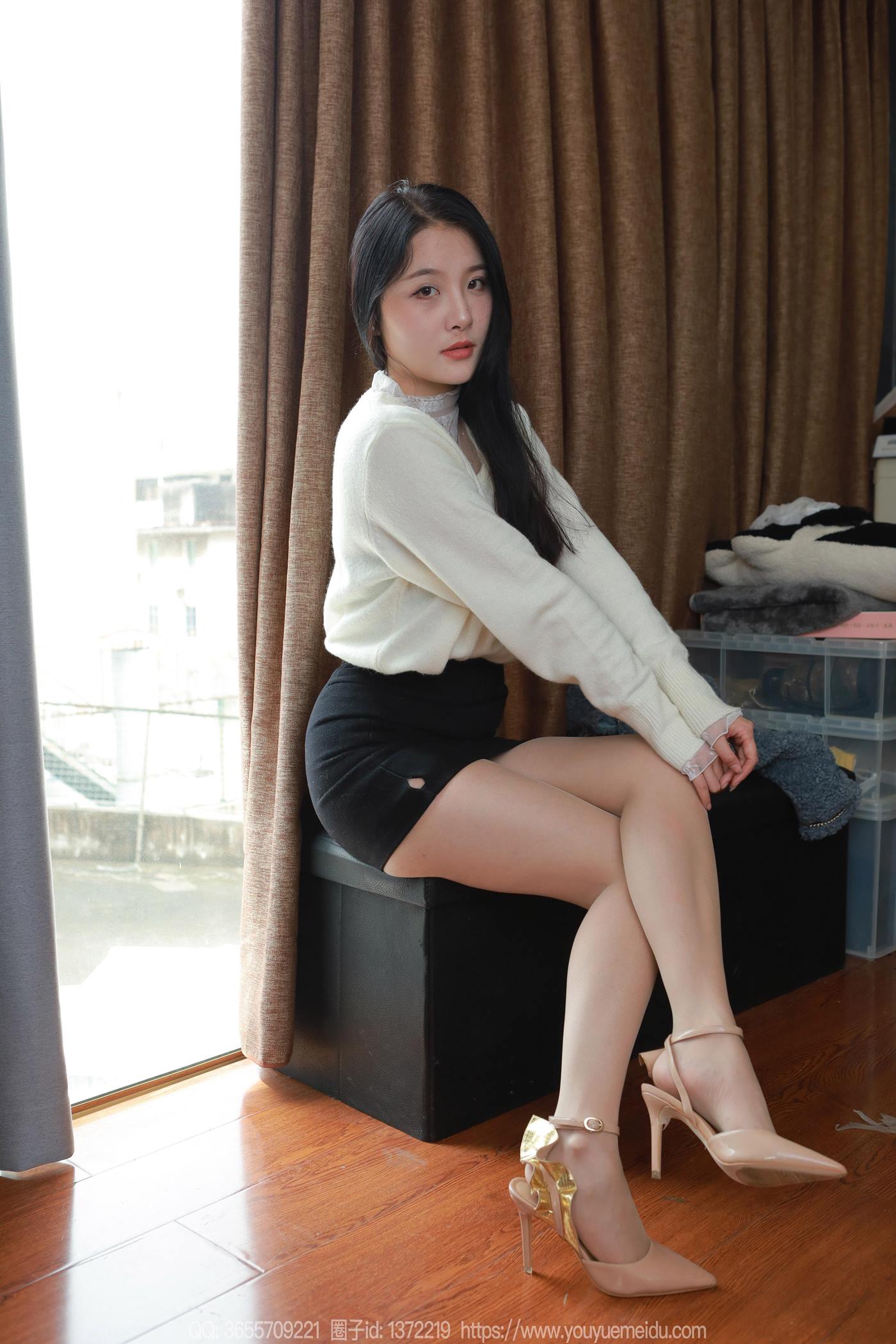 图片[78]-[IESS异思趣向] 2025.03.03 丝享家1991：婉萍《酒杯美腿》[89P] – 速更版-美库