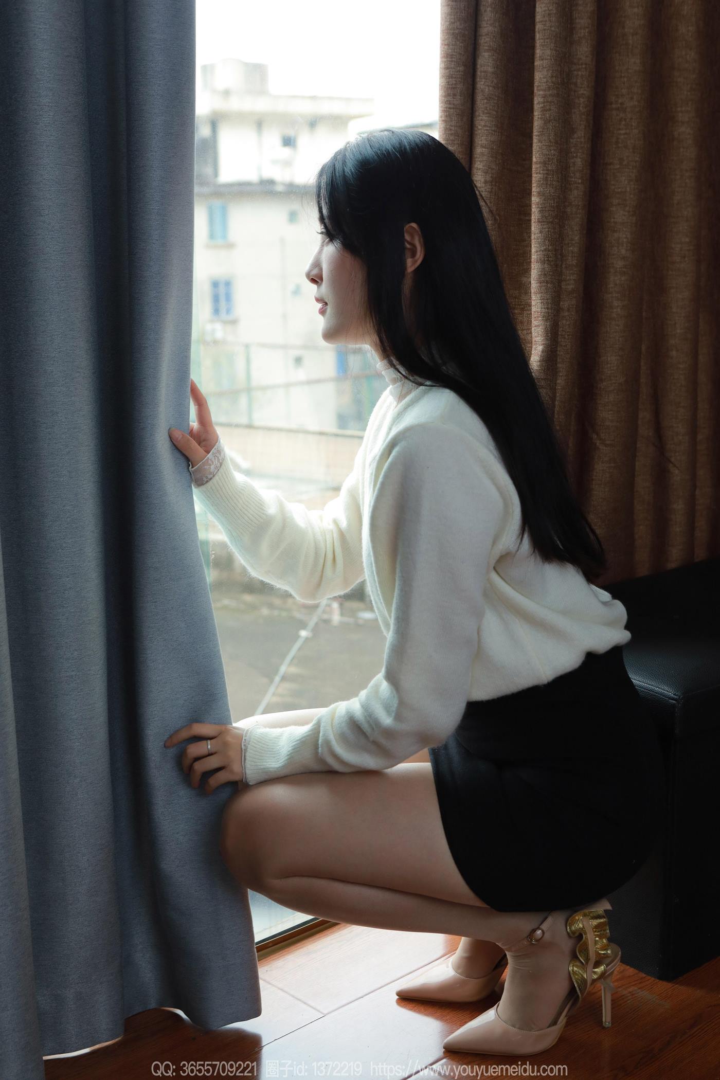 图片[83]-[IESS异思趣向] 2025.03.03 丝享家1991：婉萍《酒杯美腿》[89P] – 速更版-美库