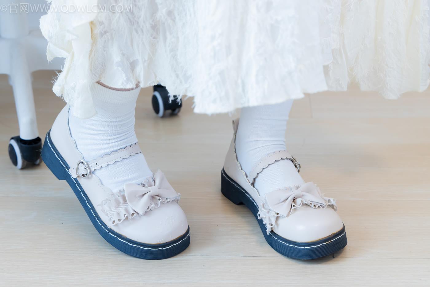 图片[12]-物恋传媒 NO.2281 曲奇-皮鞋、白棉袜、裸足[157P] – 速更版-美库
