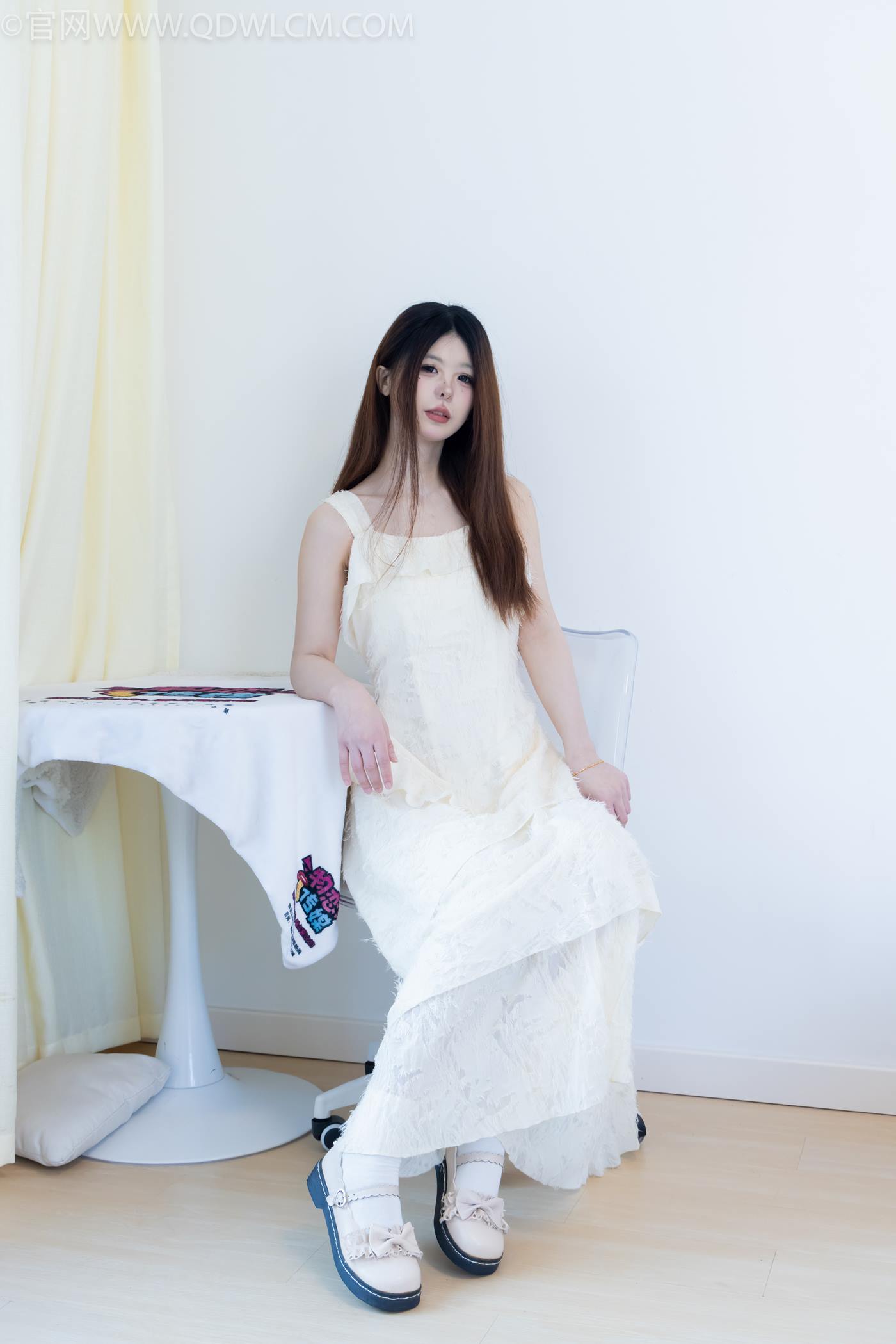 图片[21]-物恋传媒 NO.2281 曲奇-皮鞋、白棉袜、裸足[157P] – 速更版-美库