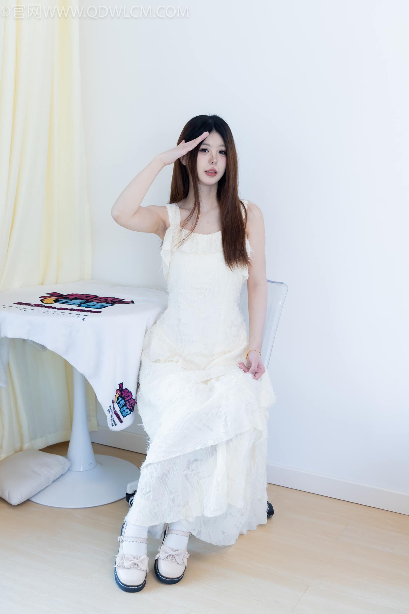 图片[24]-物恋传媒 NO.2281 曲奇-皮鞋、白棉袜、裸足[157P] – 速更版-美库