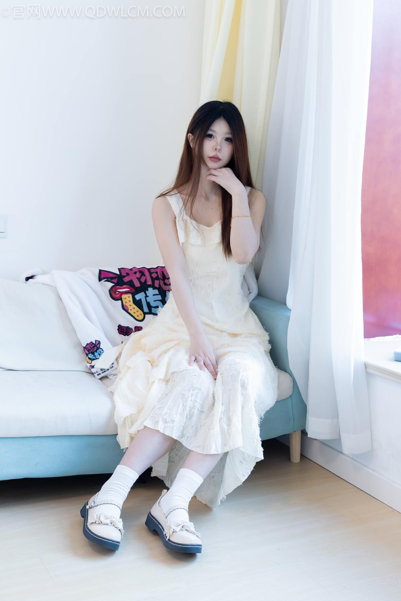 图片[42]-物恋传媒 NO.2281 曲奇-皮鞋、白棉袜、裸足[157P] – 速更版-美库