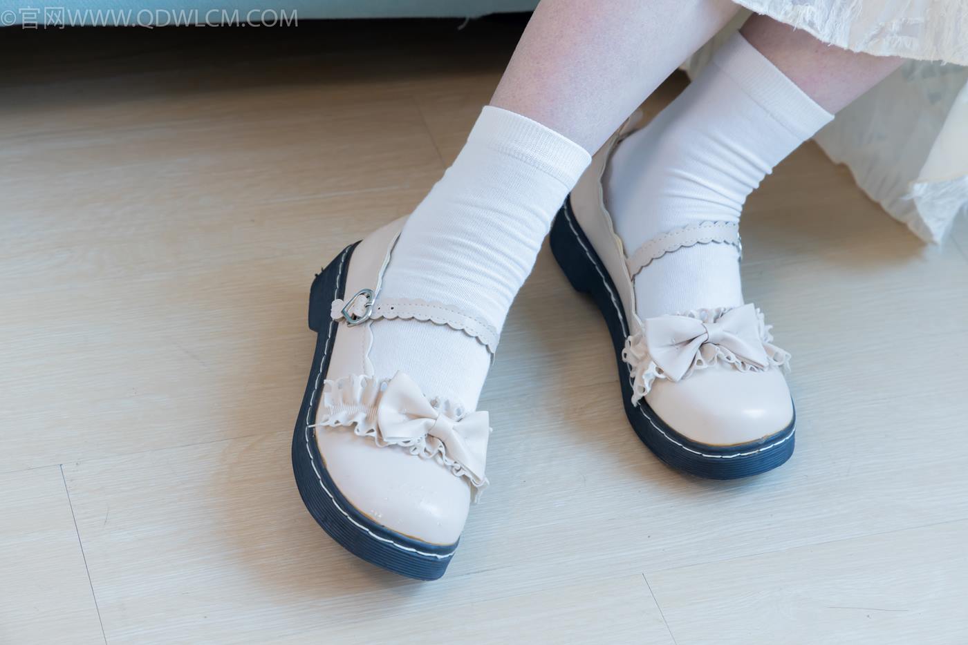 图片[44]-物恋传媒 NO.2281 曲奇-皮鞋、白棉袜、裸足[157P] – 速更版-美库