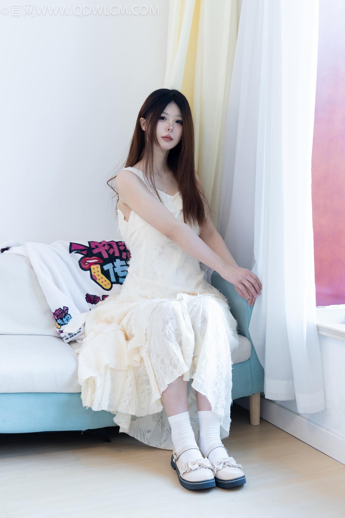 图片[48]-物恋传媒 NO.2281 曲奇-皮鞋、白棉袜、裸足[157P] – 速更版-美库