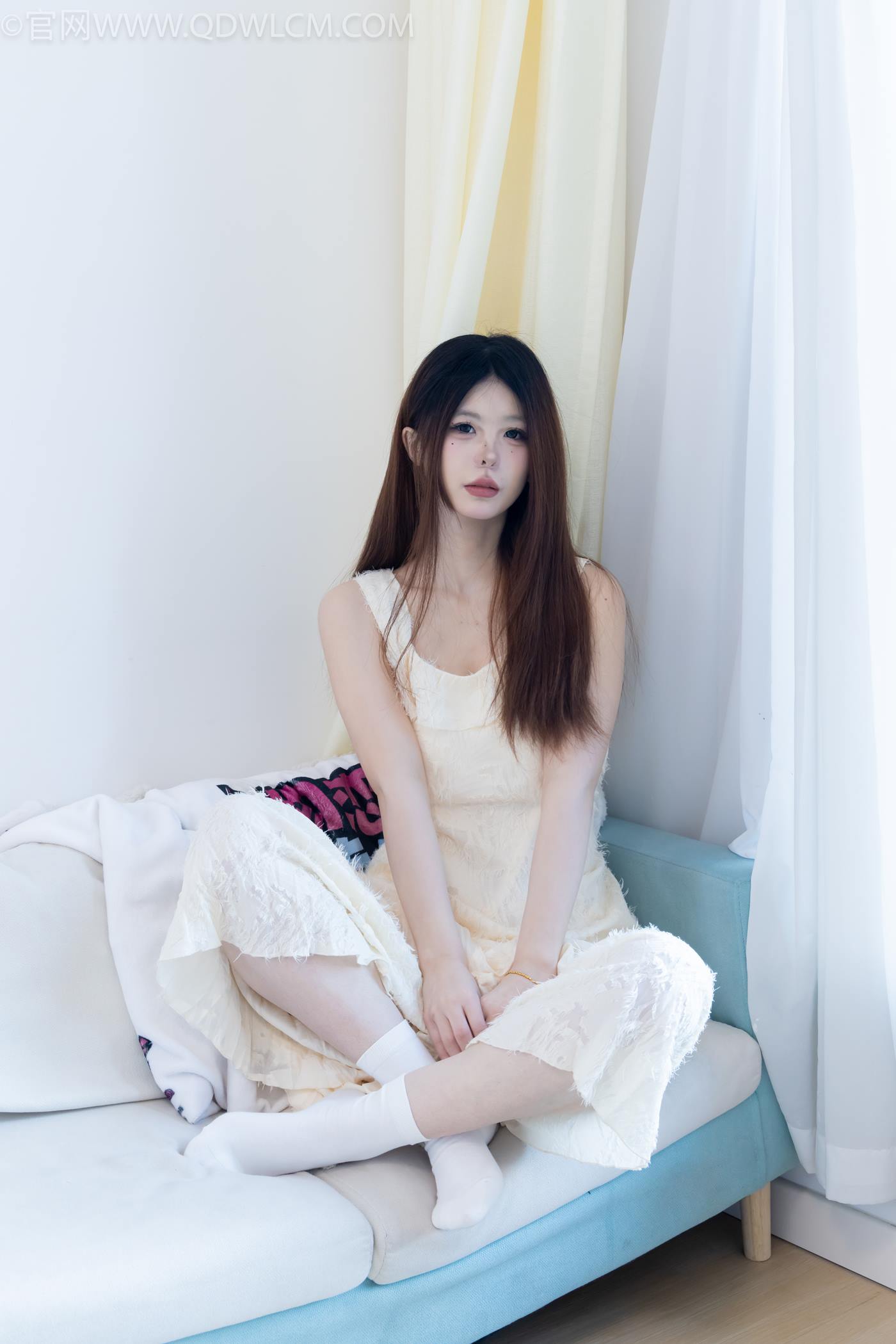 图片[69]-物恋传媒 NO.2281 曲奇-皮鞋、白棉袜、裸足[157P] – 速更版-美库