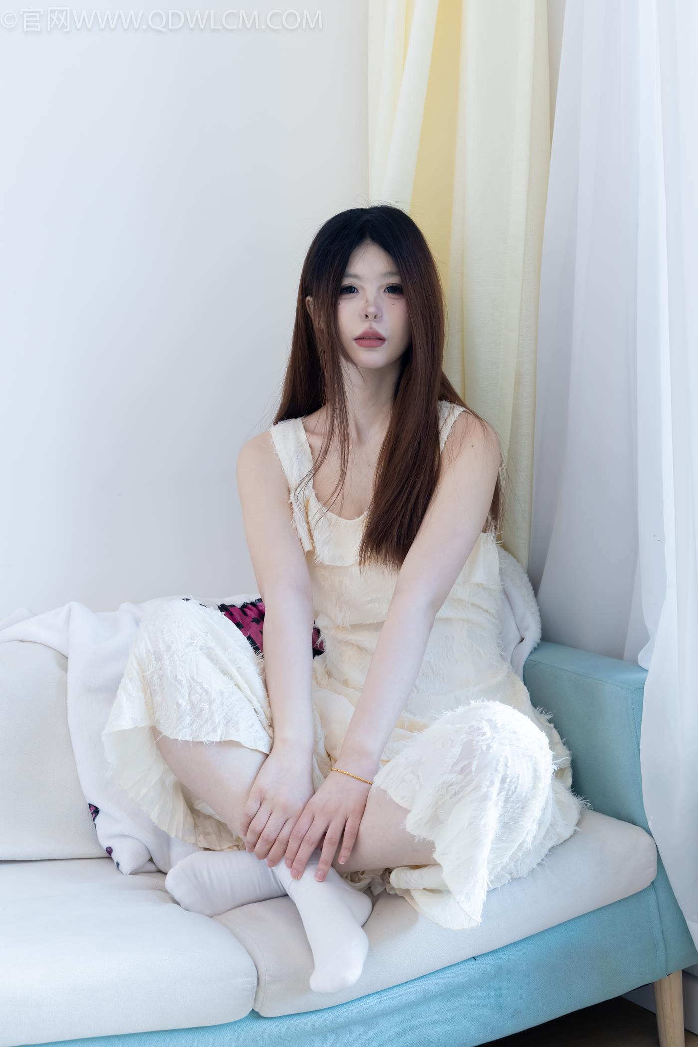 图片[73]-物恋传媒 NO.2281 曲奇-皮鞋、白棉袜、裸足[157P] – 速更版-美库