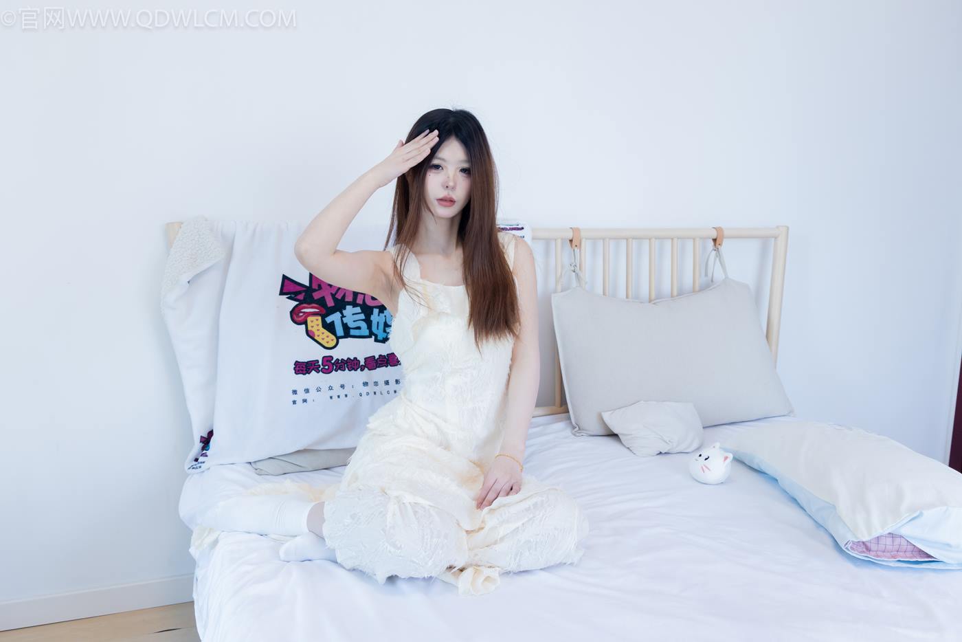 图片[77]-物恋传媒 NO.2281 曲奇-皮鞋、白棉袜、裸足[157P] – 速更版-美库