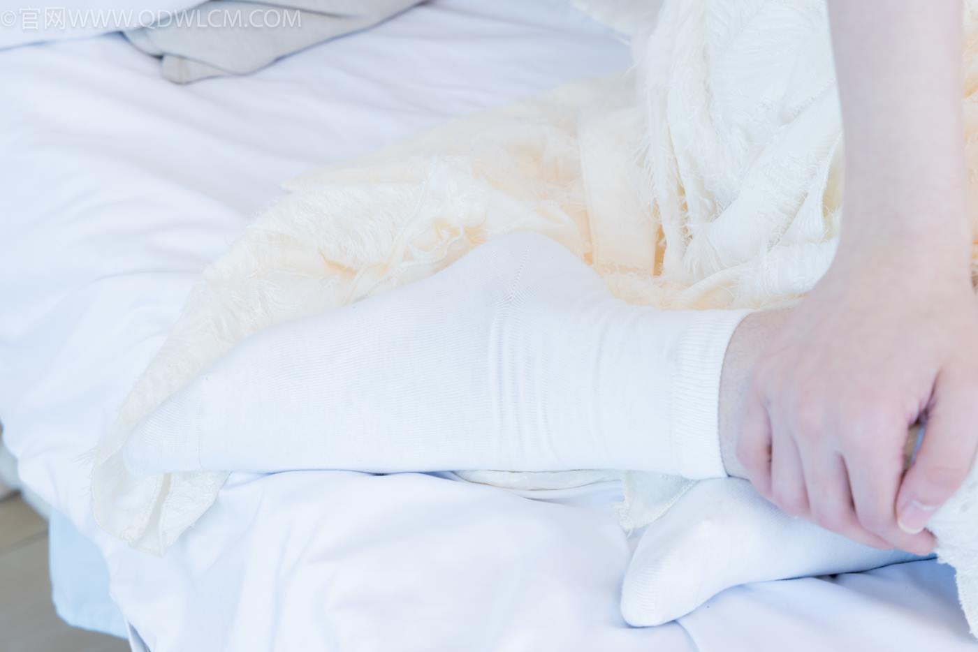 图片[81]-物恋传媒 NO.2281 曲奇-皮鞋、白棉袜、裸足[157P] – 速更版-美库