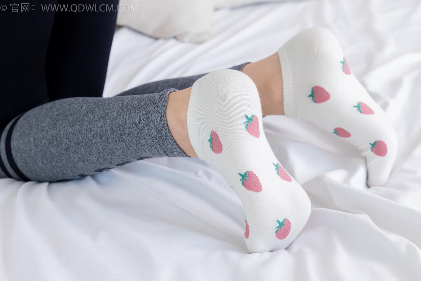 图片[14]-物恋传媒 NO.2283 泡泡-高跟长靴、卡通白棉袜、裸足[148P] – 速更版-美库