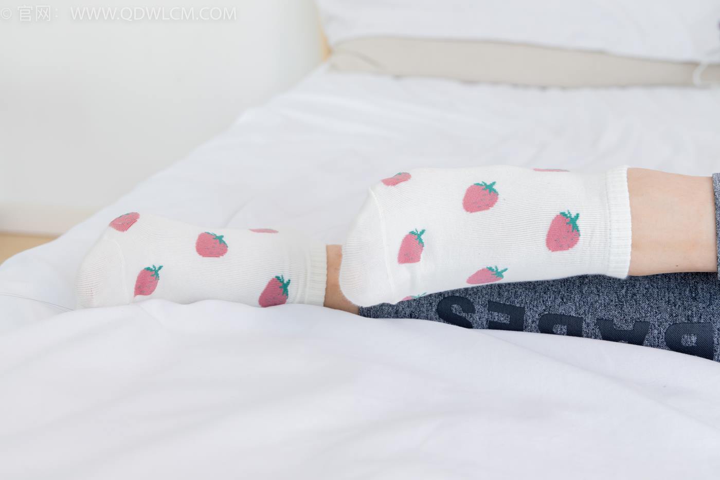 图片[17]-物恋传媒 NO.2283 泡泡-高跟长靴、卡通白棉袜、裸足[148P] – 速更版-美库