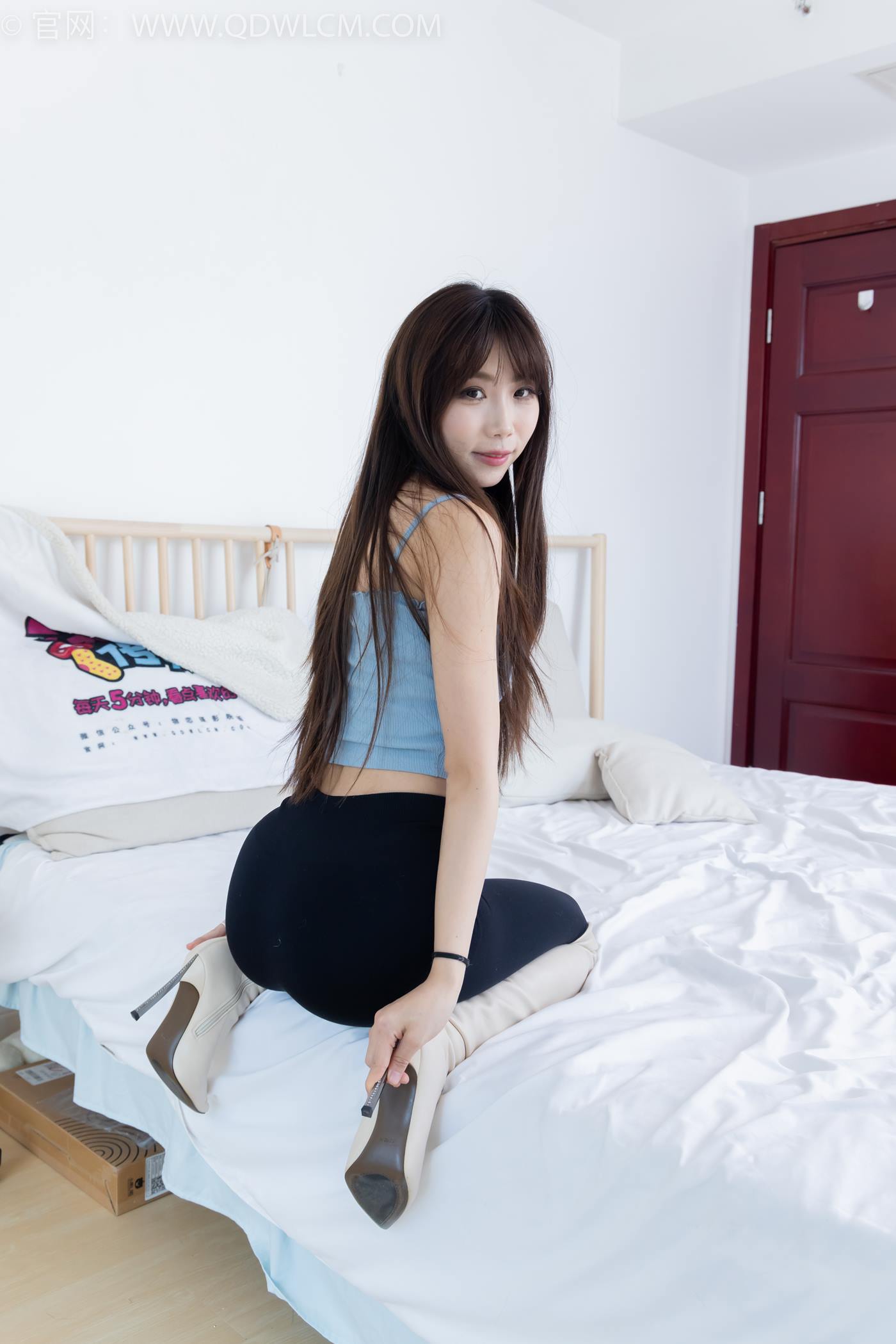 图片[130]-物恋传媒 NO.2283 泡泡-高跟长靴、卡通白棉袜、裸足[148P] – 速更版-美库