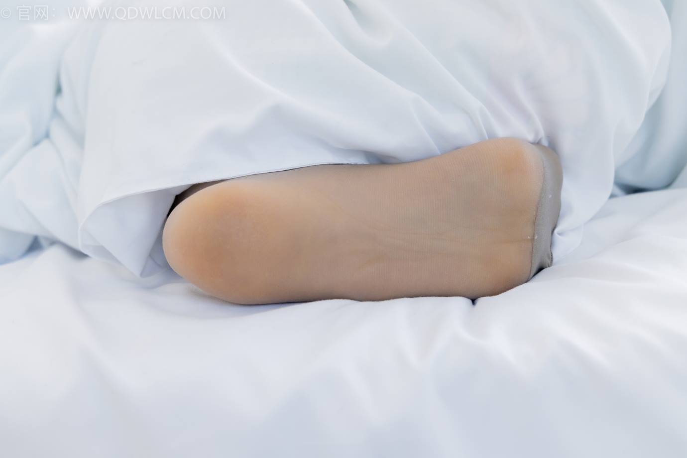 图片[119]-物恋传媒 NO.2284 菜菜-高跟鞋、薄灰丝、盖被子睡觉剧情[135P] – 速更版-美库