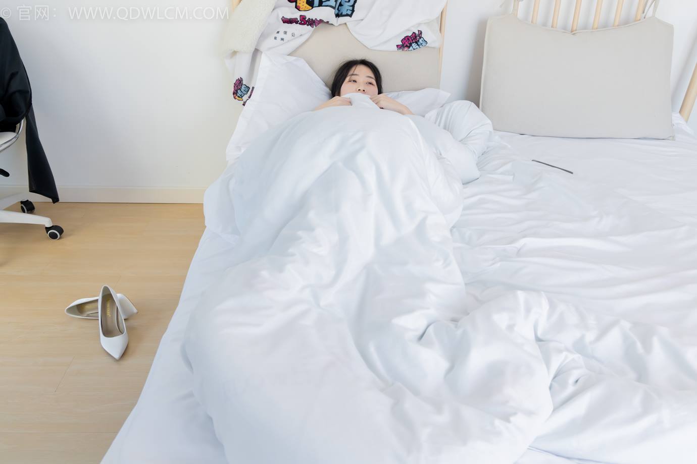 图片[120]-物恋传媒 NO.2284 菜菜-高跟鞋、薄灰丝、盖被子睡觉剧情[135P] – 速更版-美库