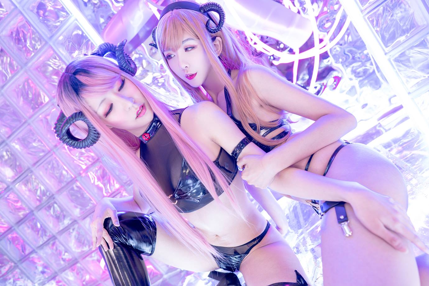 图片[18]-源纱希喵喵喵  & 镜子 – 魅魔双人[20P] – 速更版-美库